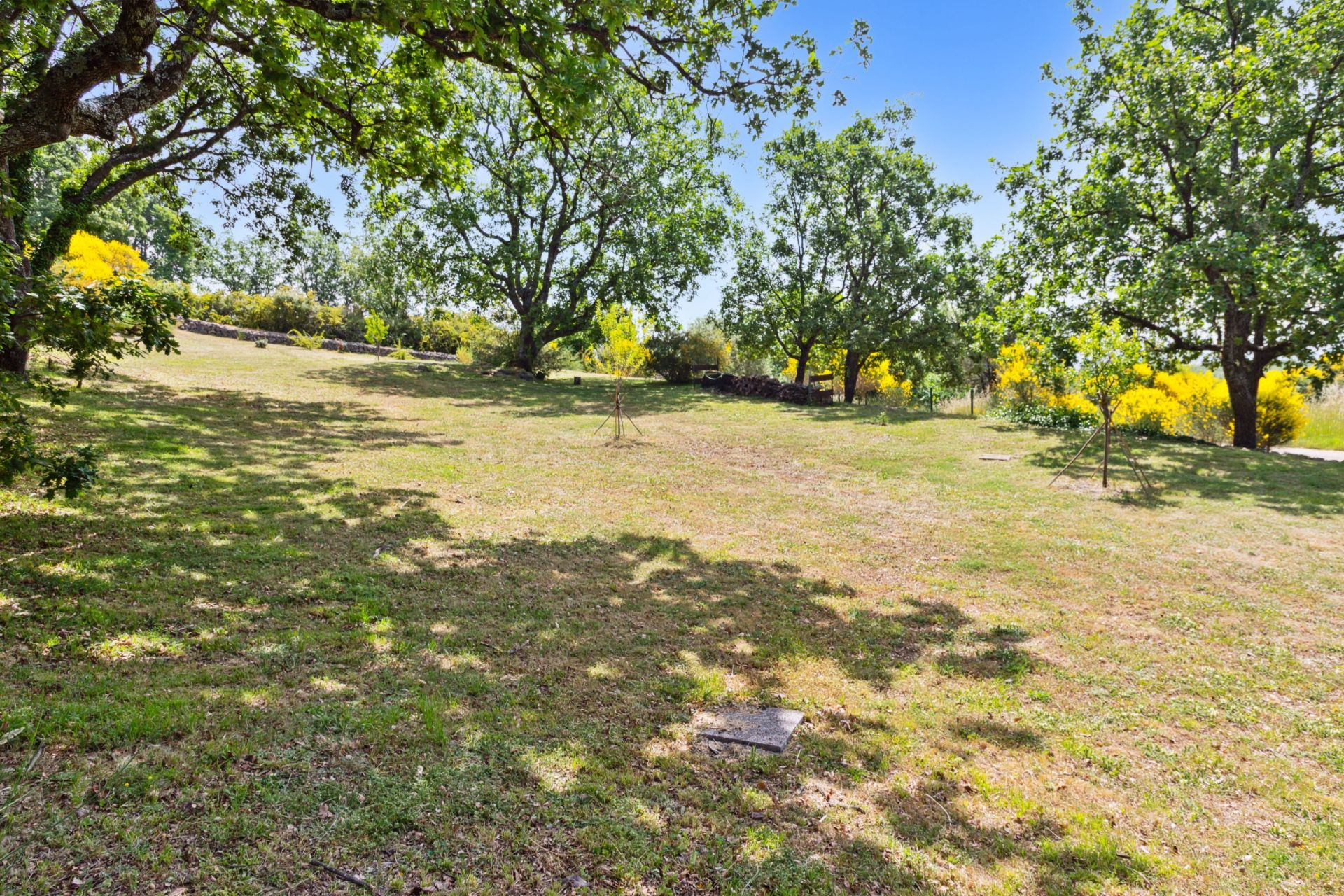 provencal house 5 Rooms for sale on MONS (83440)