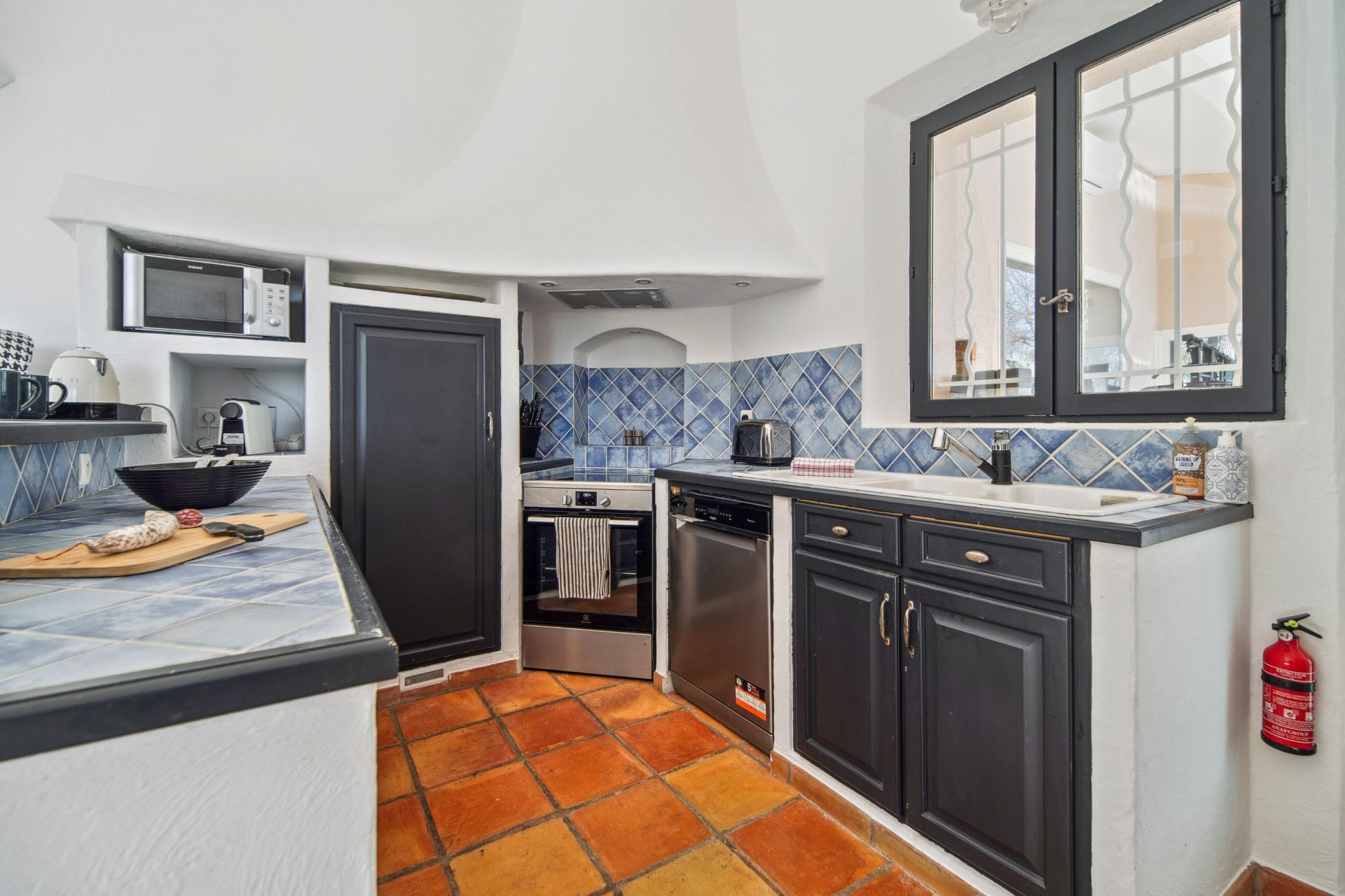 provencal house 5 Rooms for sale on MONS (83440)