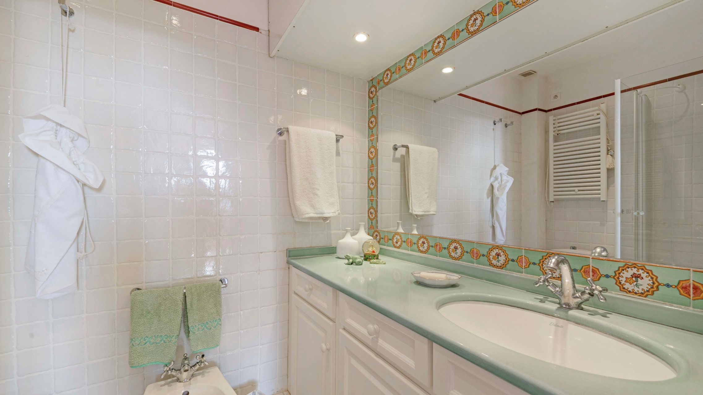 apartment 2 Rooms for sale on ST TROPEZ (83990)