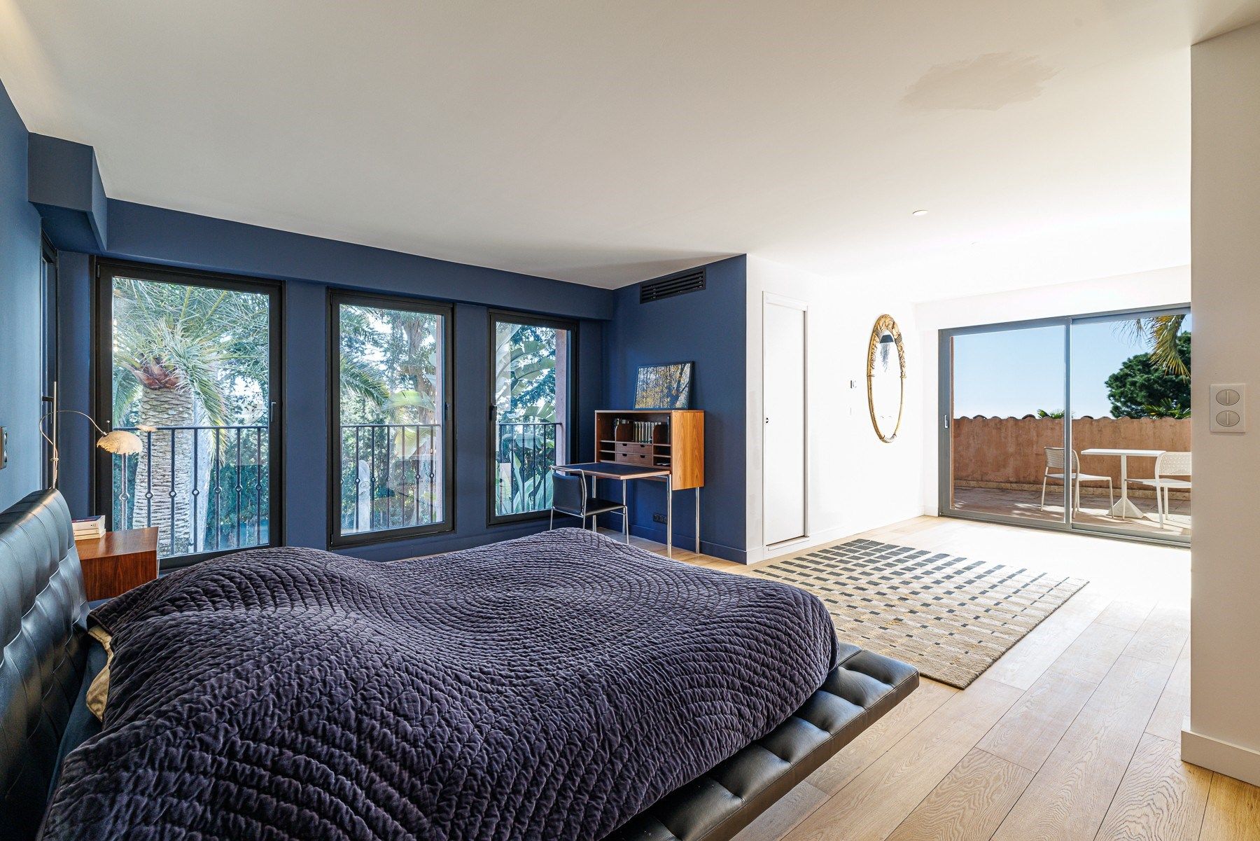 villa 8 Rooms for sale on NICE (06000)