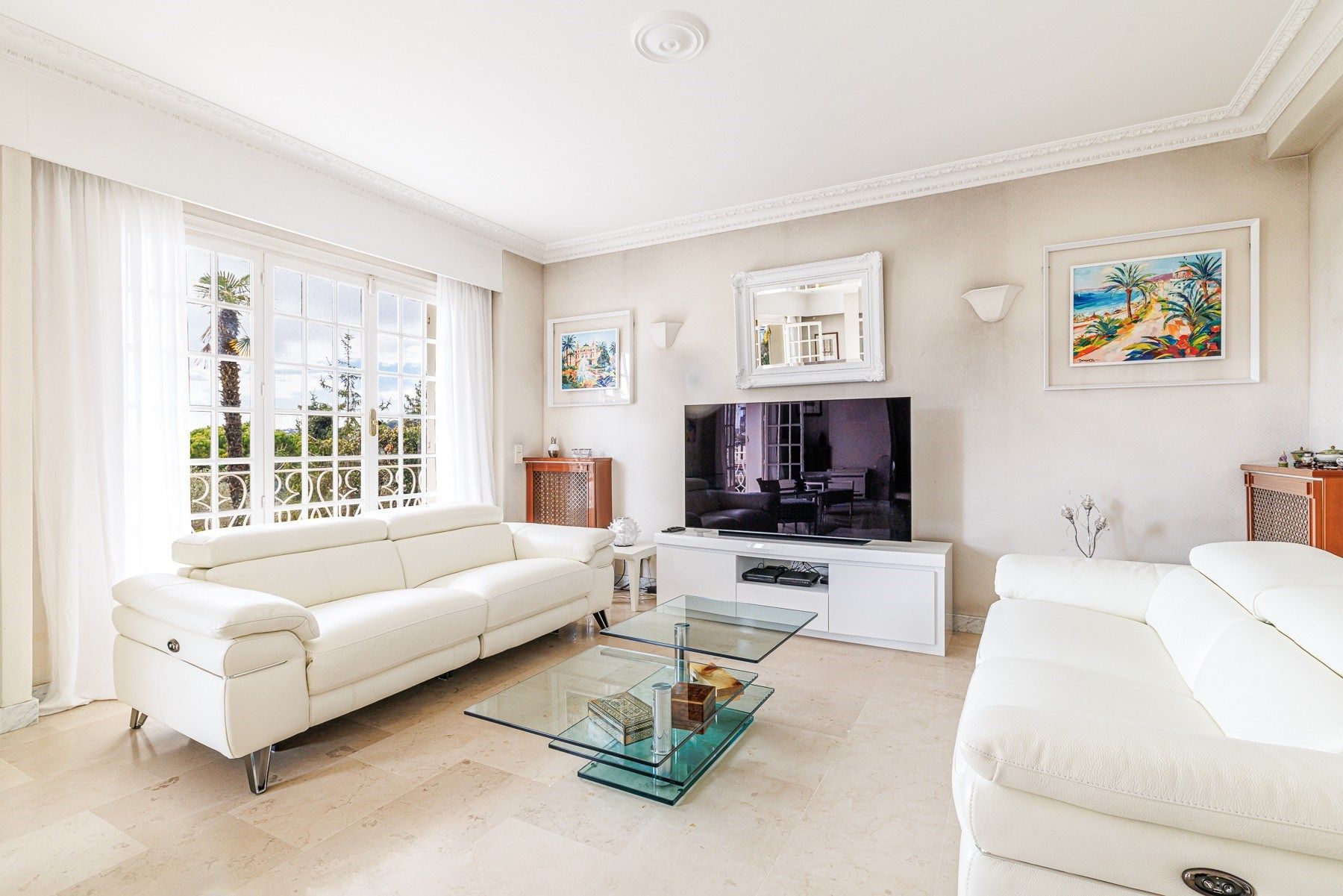 villa 10 Rooms for sale on NICE (06000)