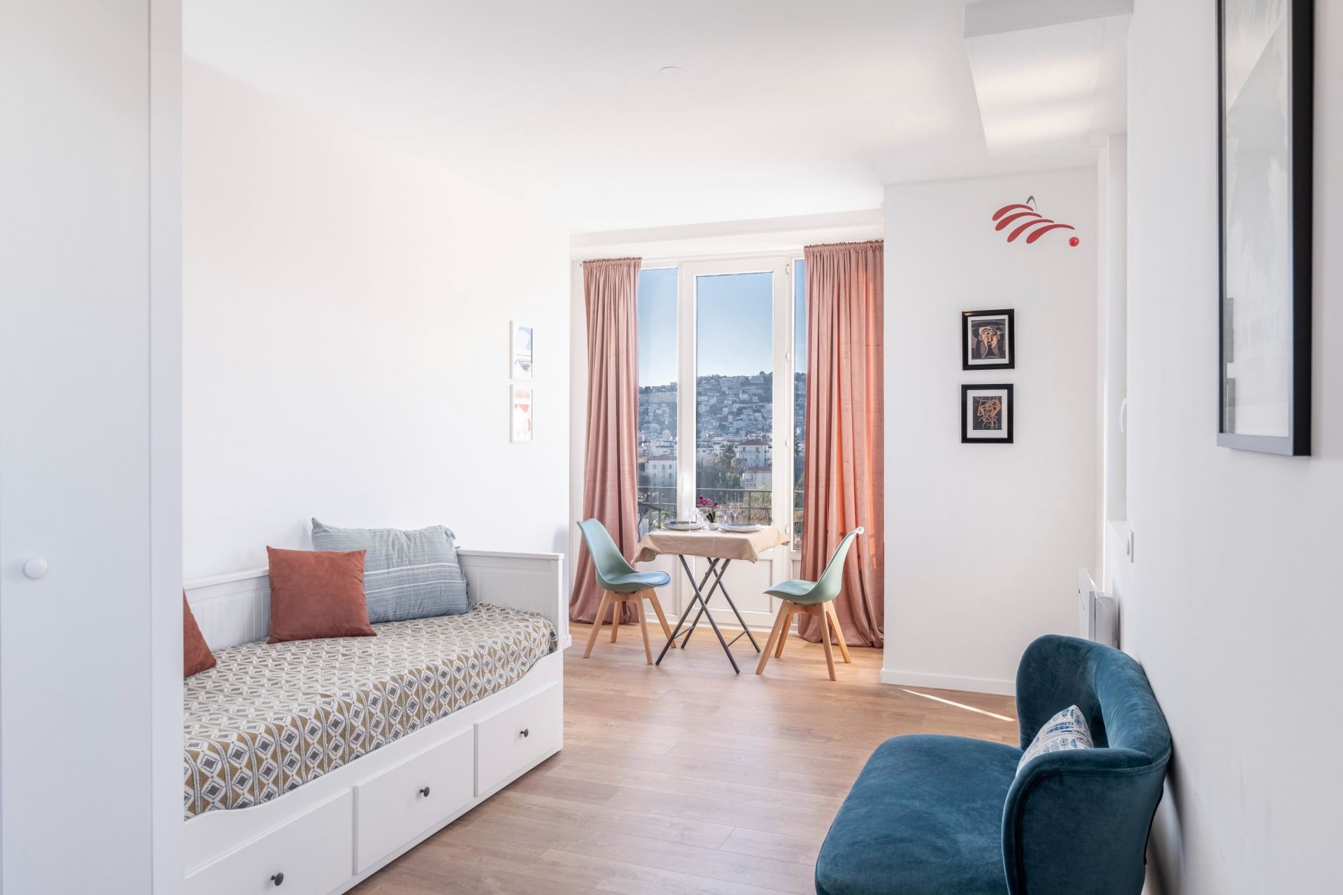 apartment 1 room for sale on NICE (06000)