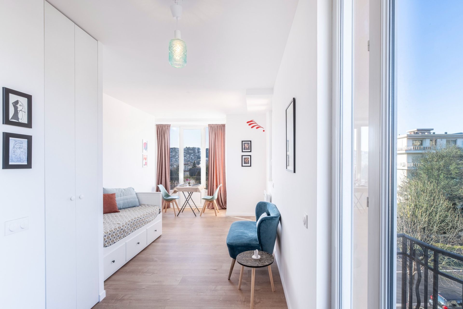 apartment 1 room for sale on NICE (06000)