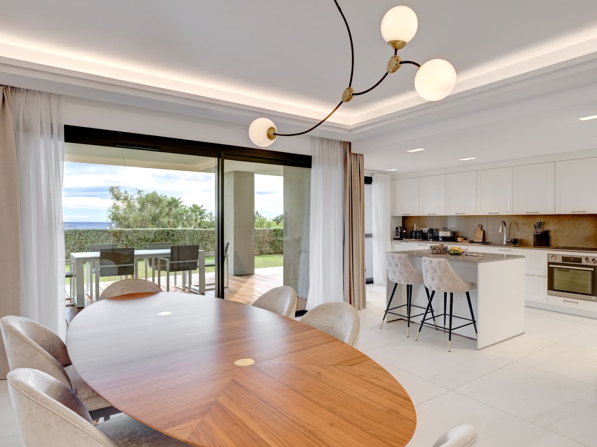 appartement 4 Pièces en vente sur VALLAURIS (06220)