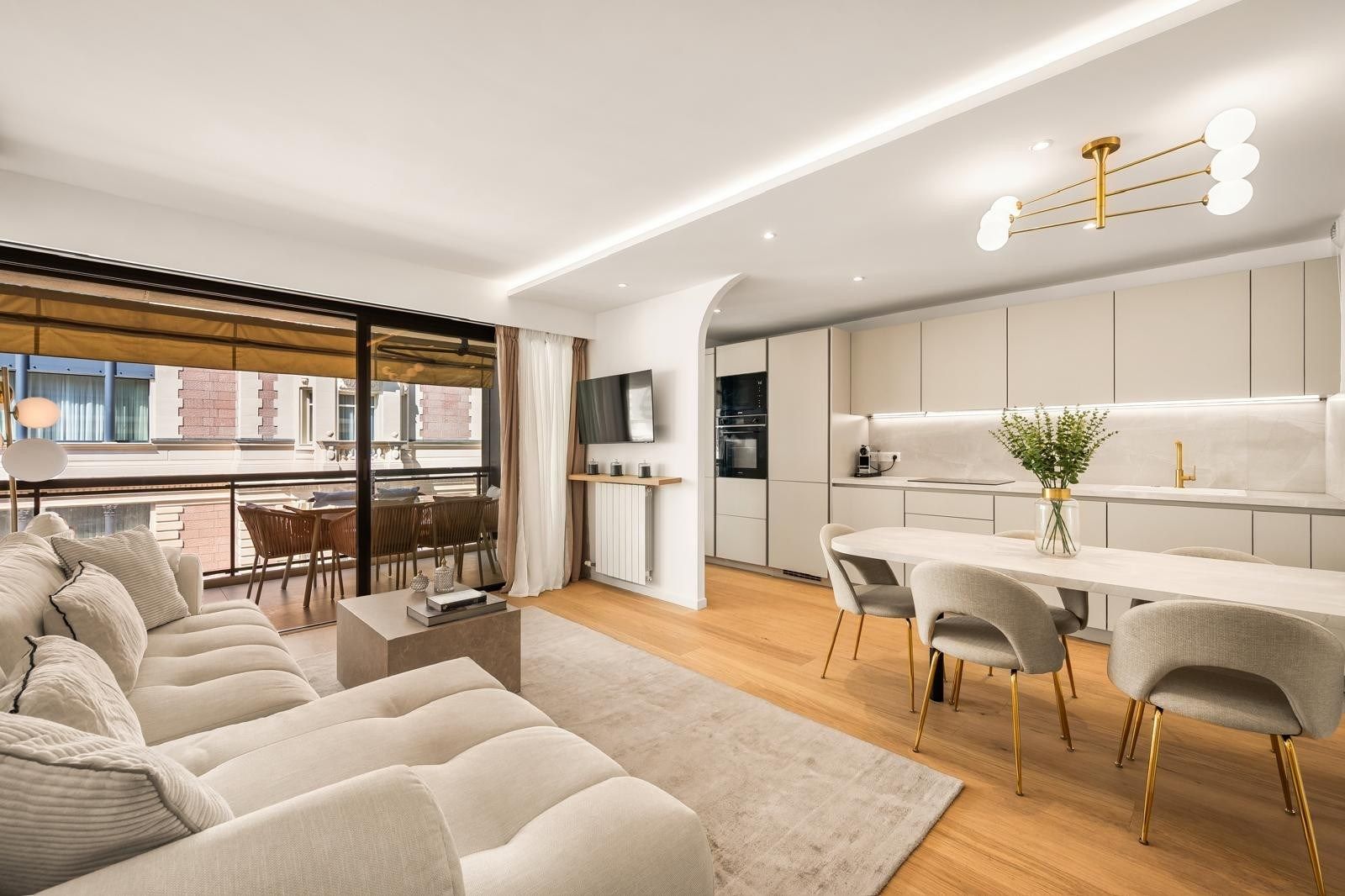 appartement 2 Pièces en vente sur CANNES (06400)
