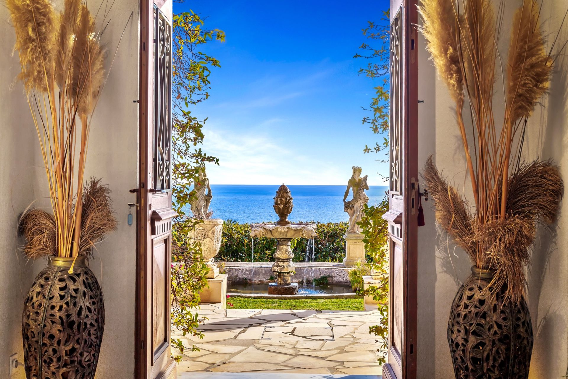 maison de maître 10 Pièces en vente sur EZE (06360)