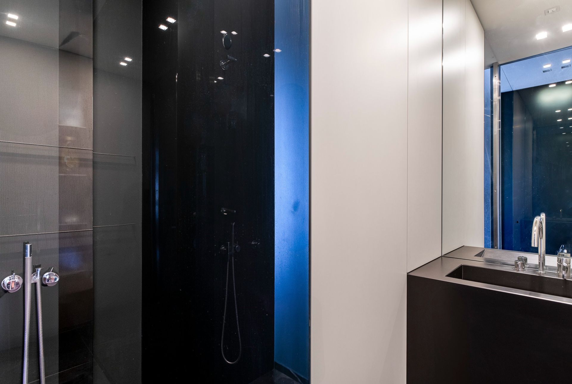 apartment 1 room for sale on NICE (06000)