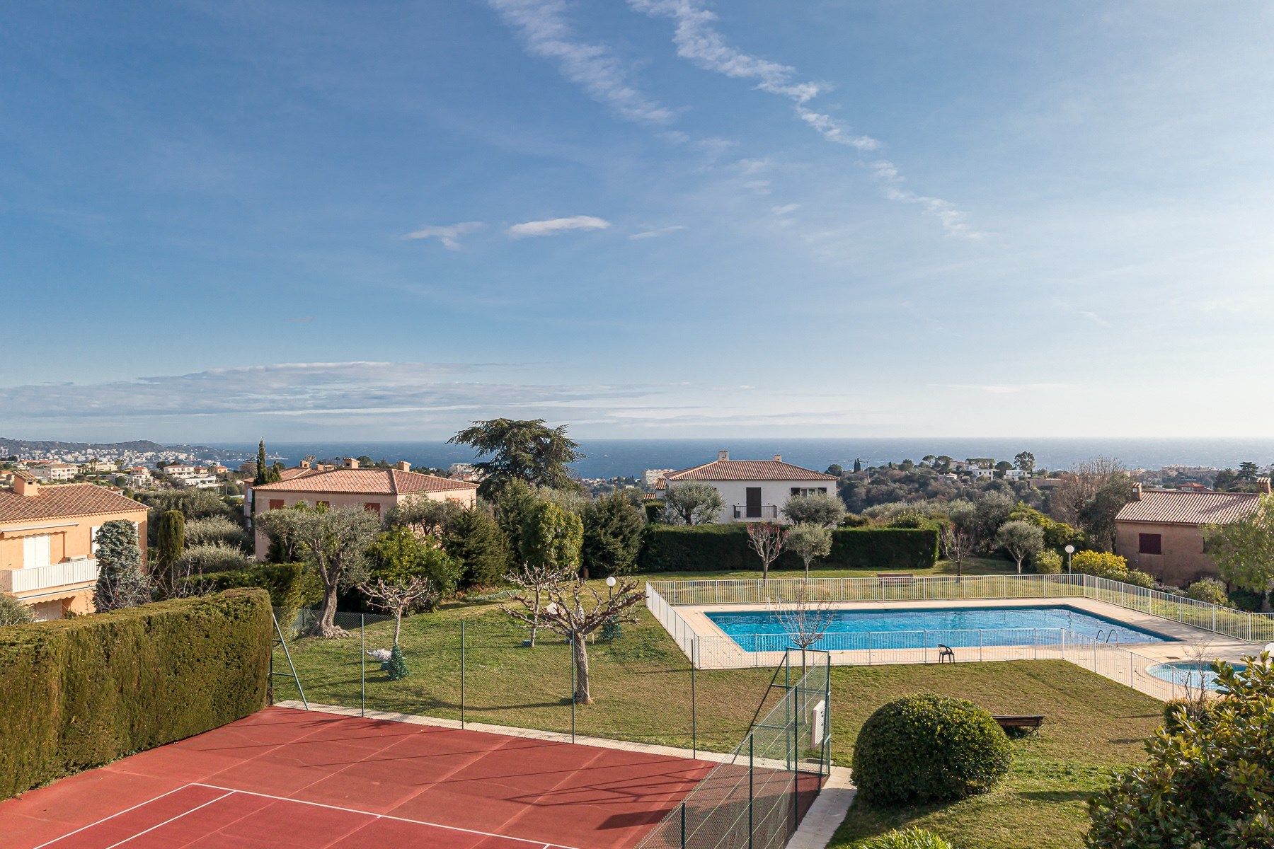 apartment 5 Rooms for sale on NICE (06000)