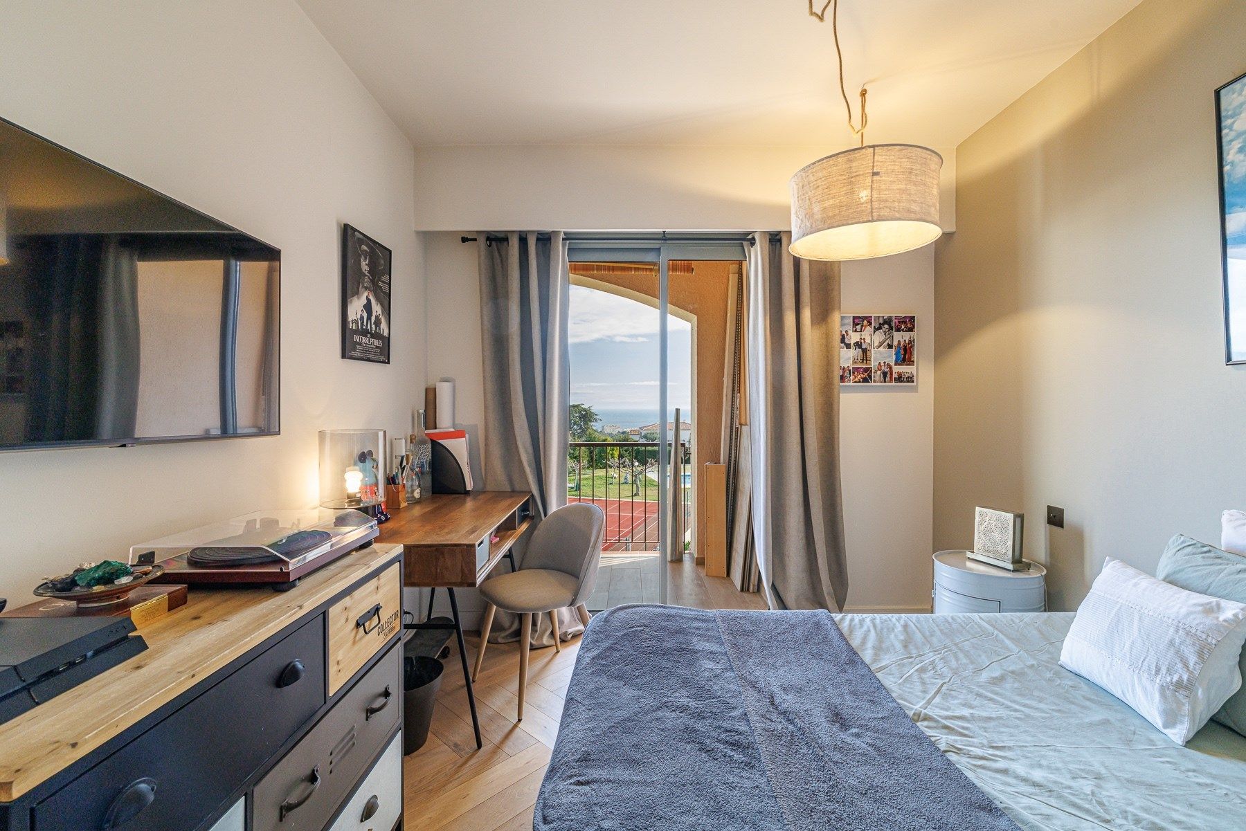 apartment 5 Rooms for sale on NICE (06000)