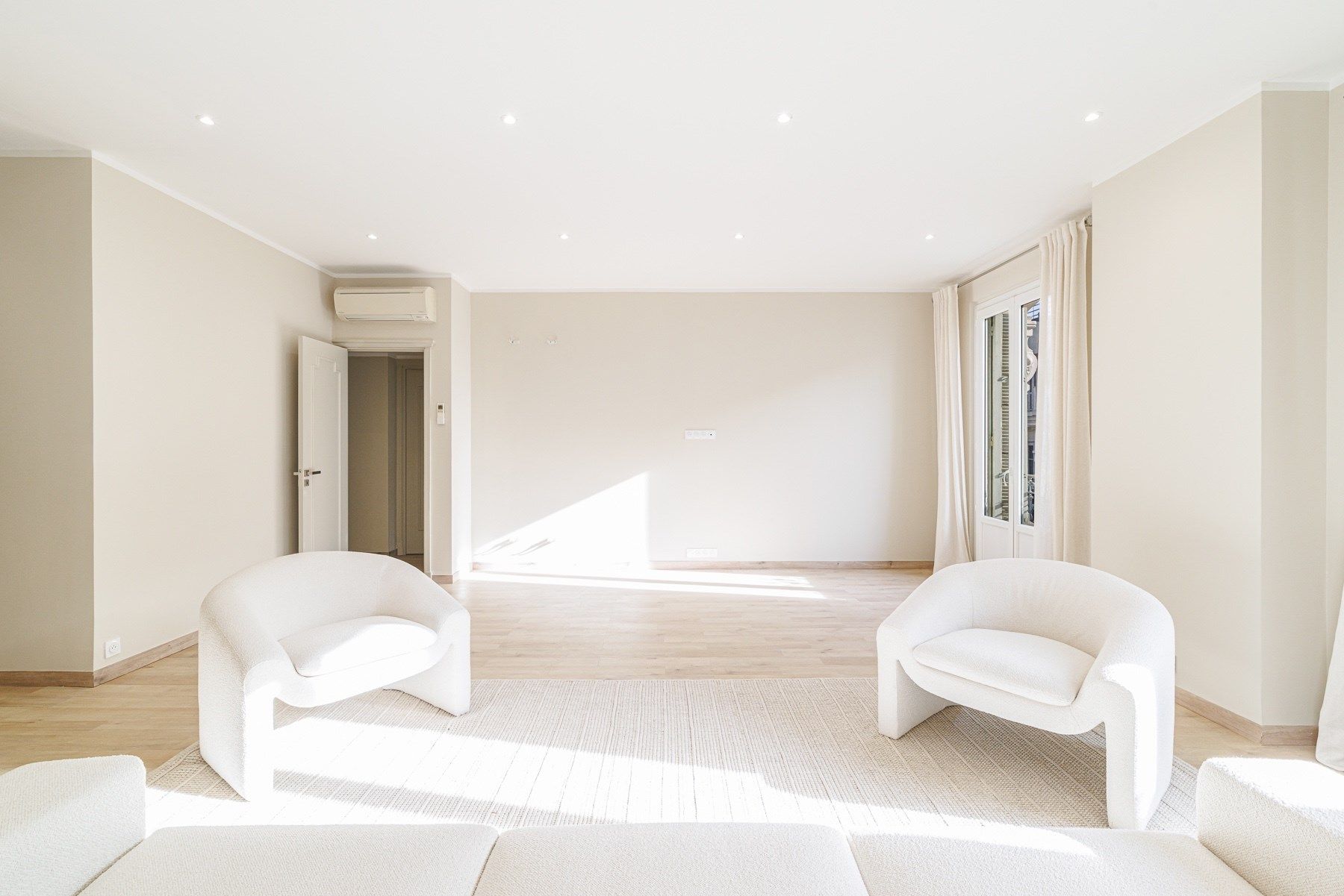 apartment 4 Rooms for sale on NICE (06000)
