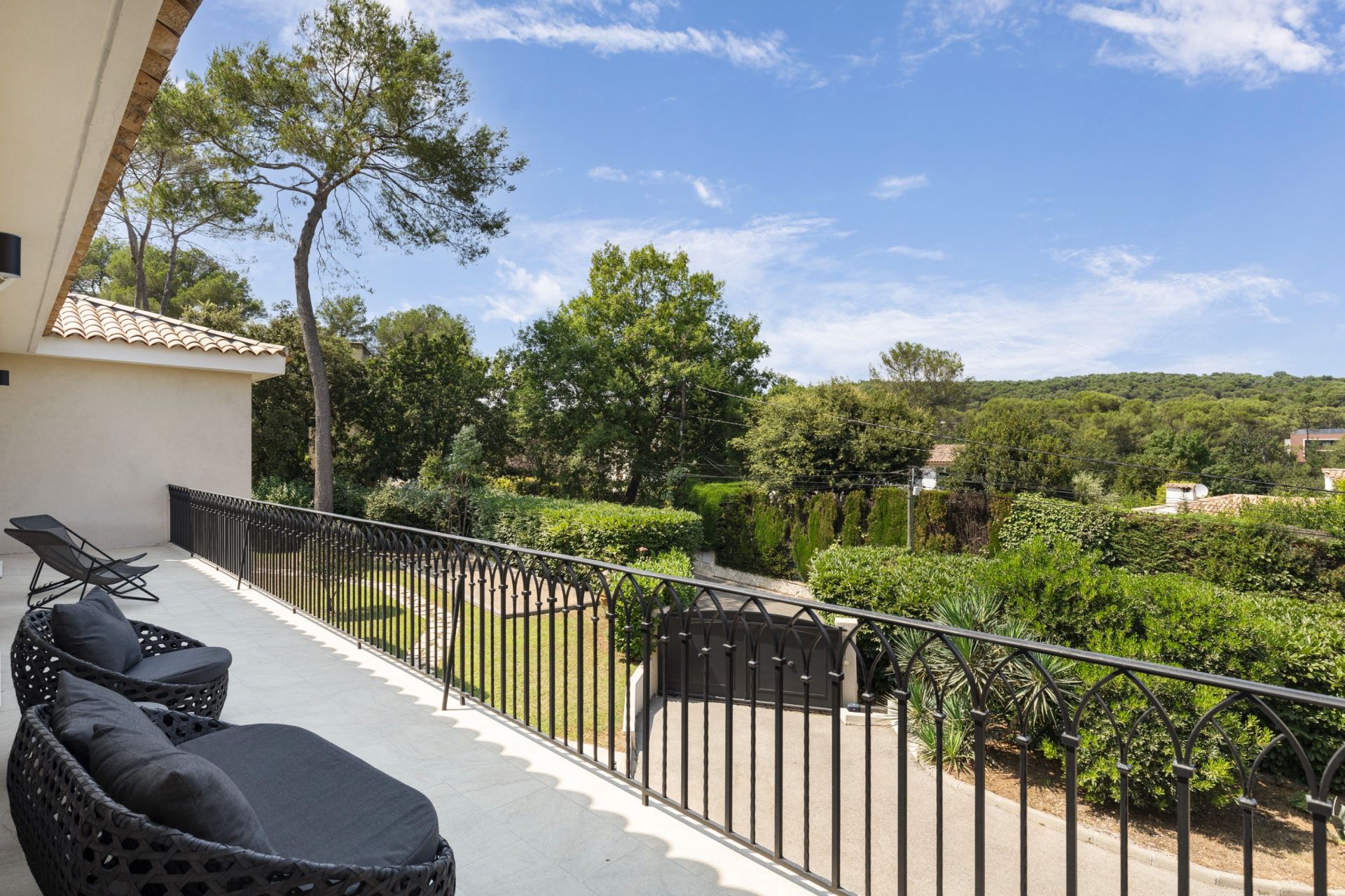 villa 8 Pièces en vente sur MOUGINS (06250)