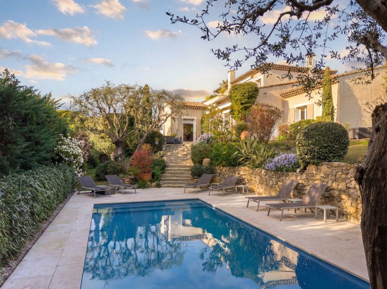 villa 6 Pièces en vente sur LE CANNET (06110)