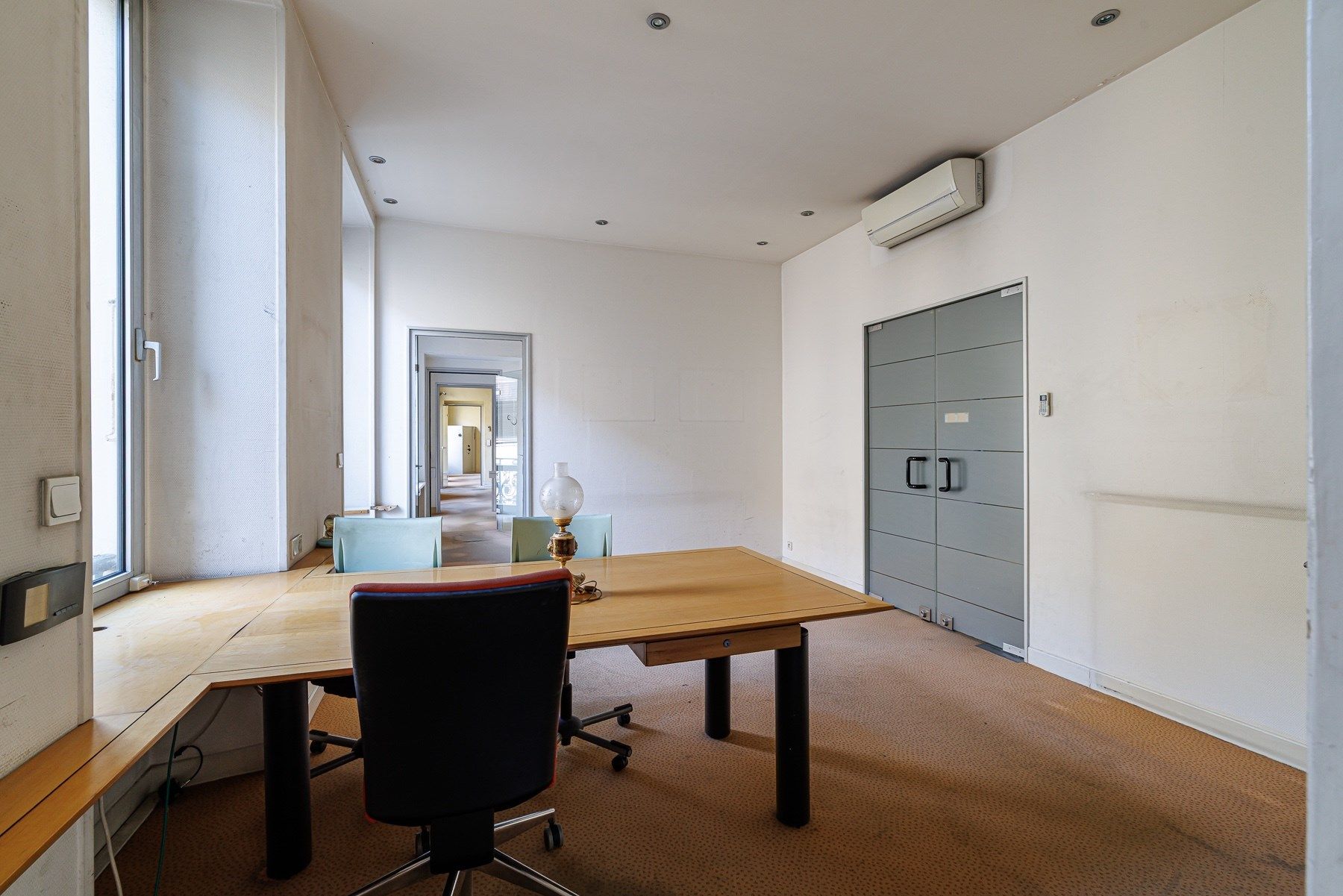 apartment 14 Rooms for sale on NICE (06000)