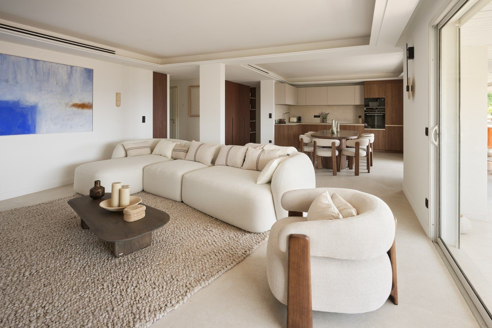 apartment 5 Rooms for sale on CANNES (06400)