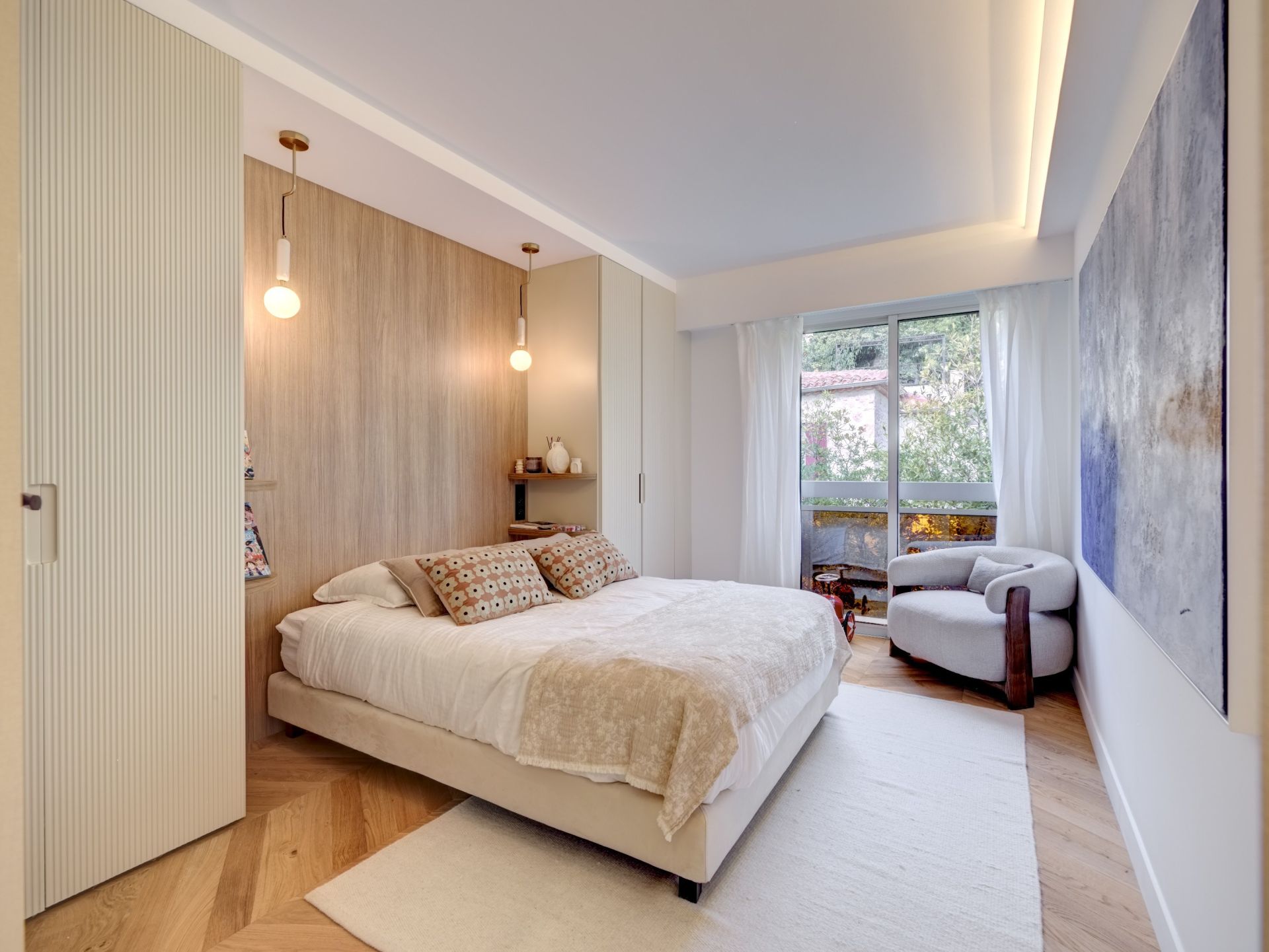 apartment 5 Rooms for sale on CANNES (06400)