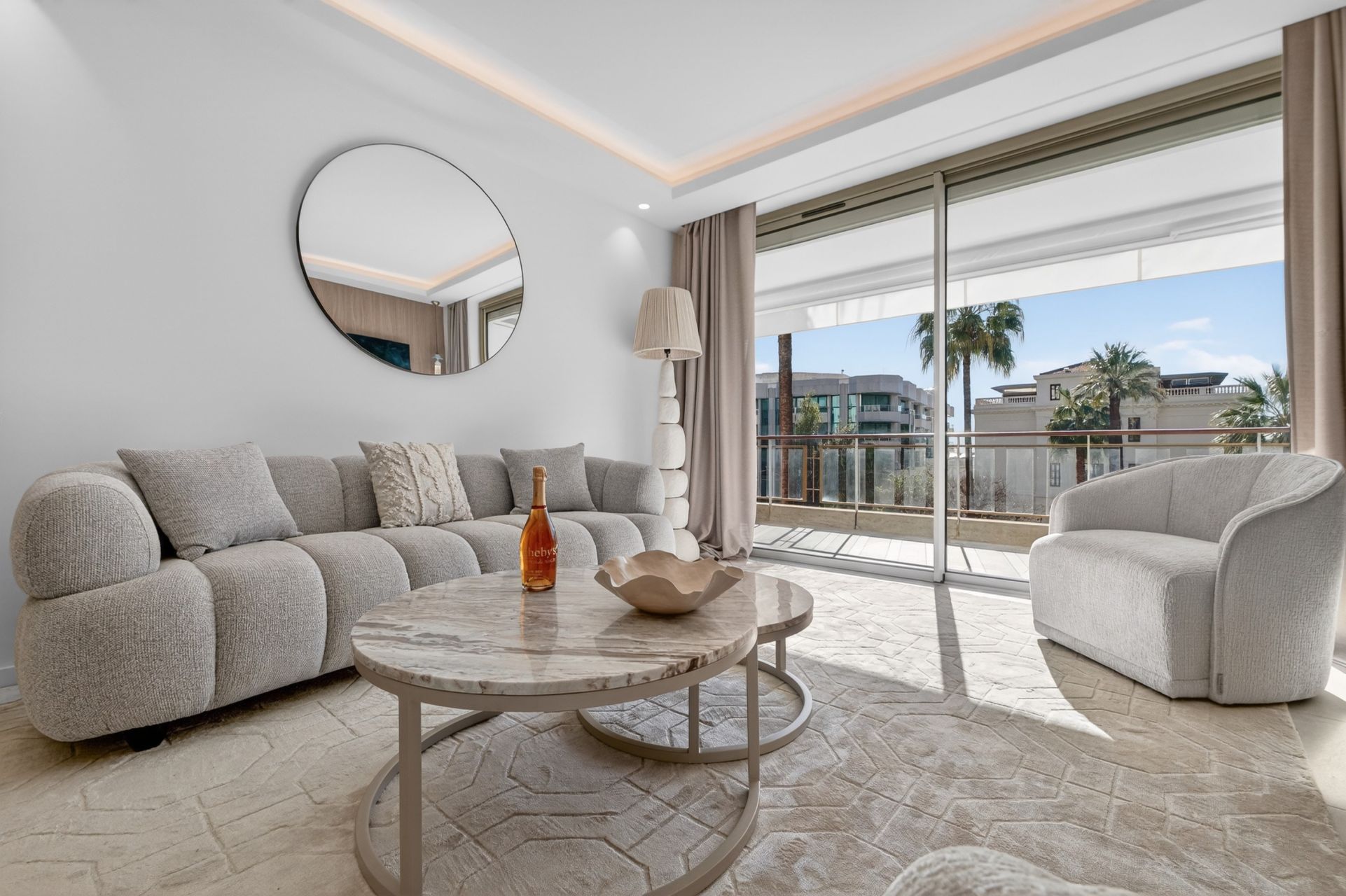 apartment 3 Rooms for sale on CANNES (06400)