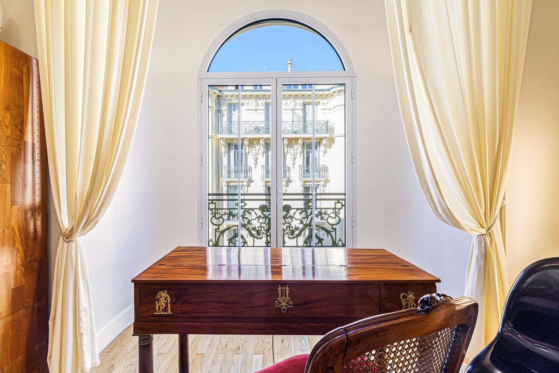 apartment 4 Rooms for sale on NICE (06000)