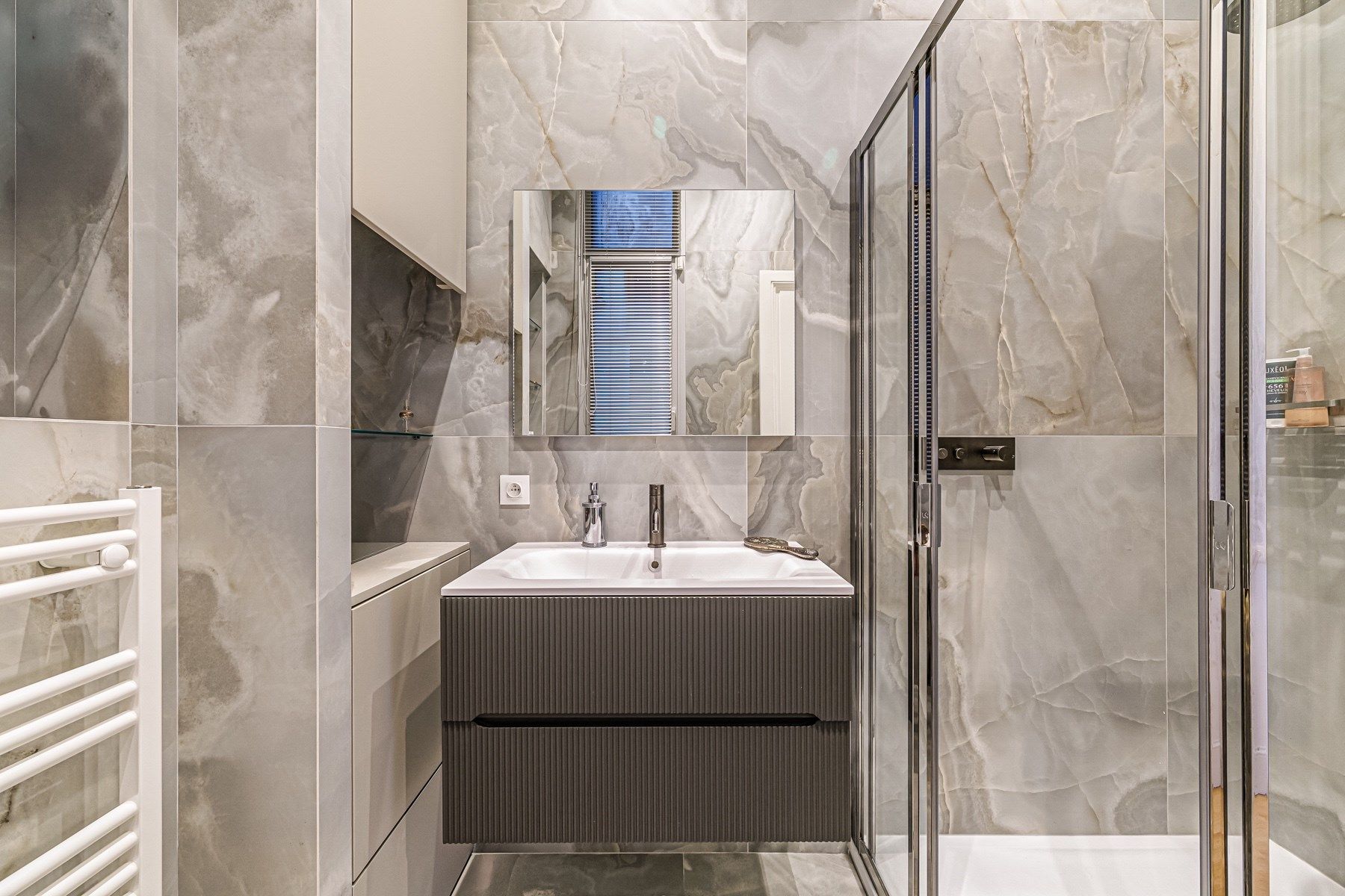 apartment 4 Rooms for sale on NICE (06000)