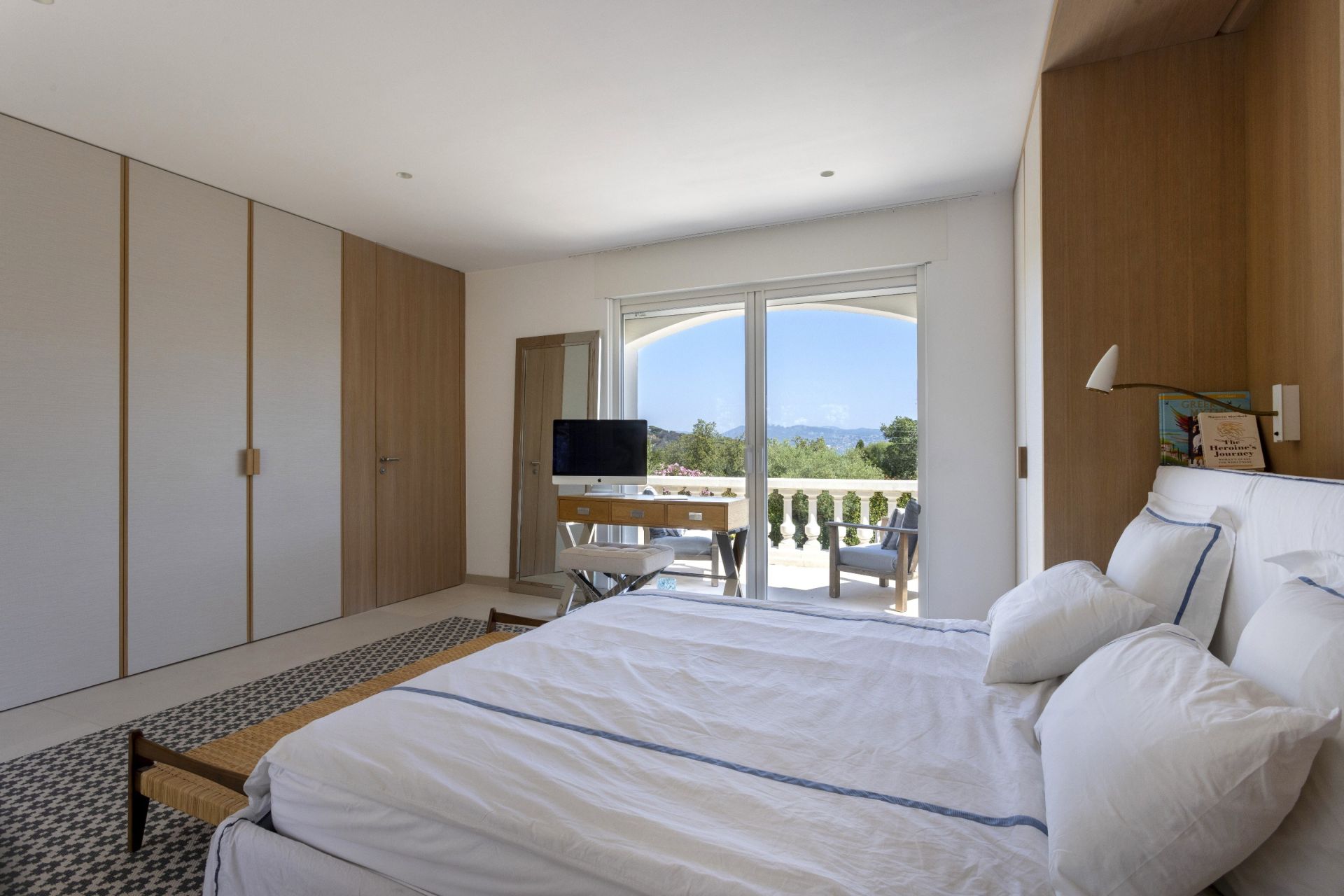 villa 9 Pièces en vente sur ST TROPEZ (83990)