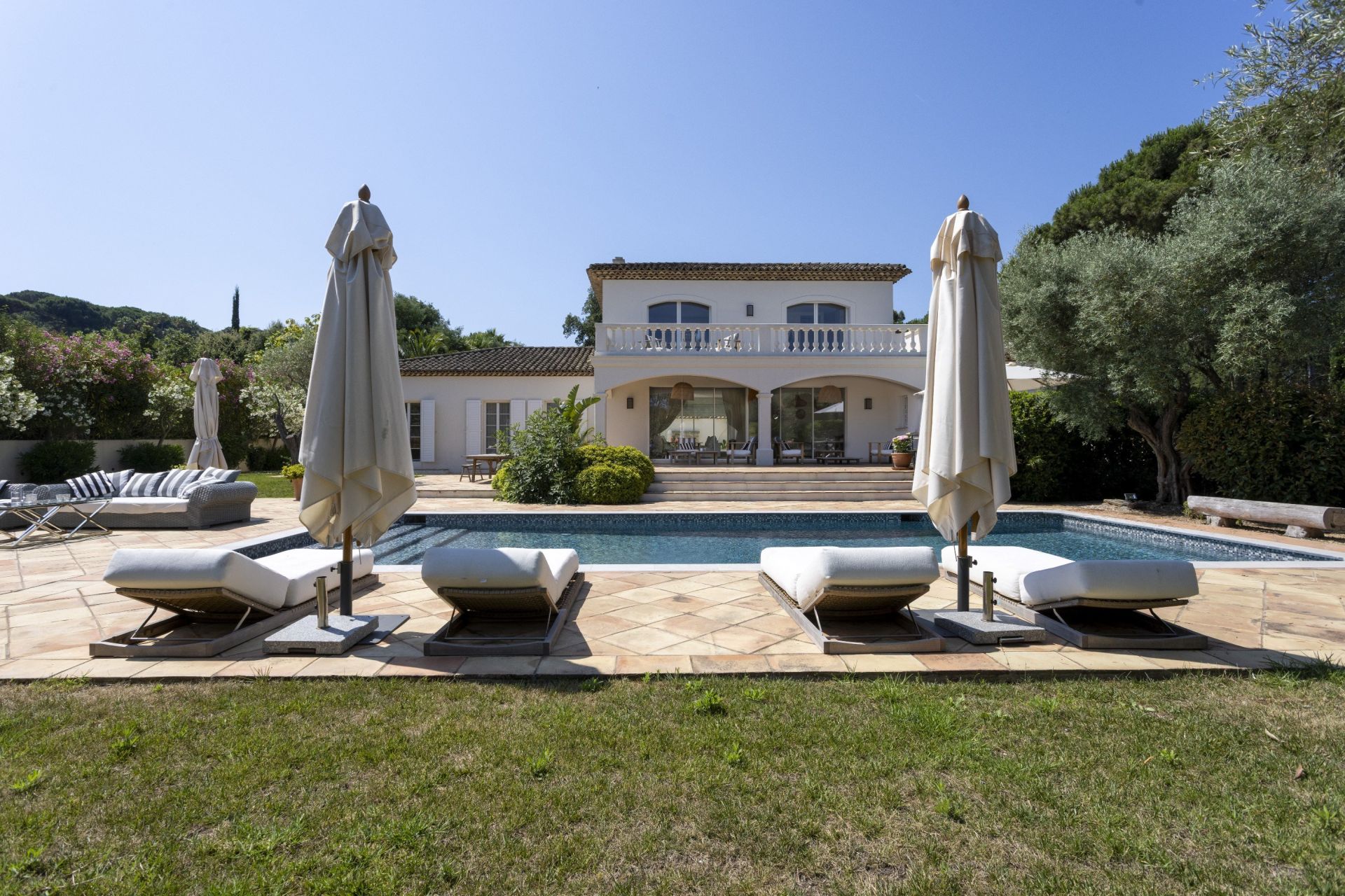 villa 9 Pièces en vente sur ST TROPEZ (83990)