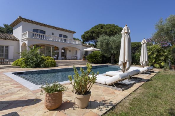 Vente Villa Saint-Tropez 9&nbsp;Pièces 233&nbsp;m²