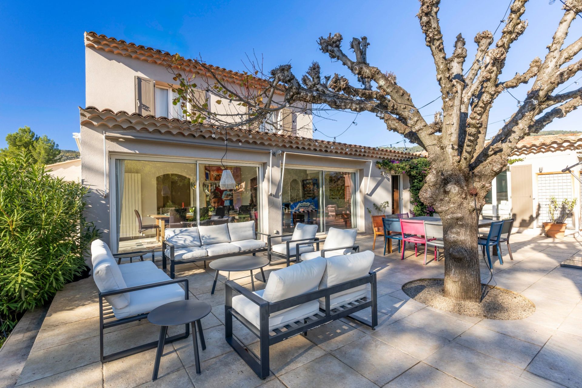villa 8 Rooms for sale on PEYMEINADE (06530)