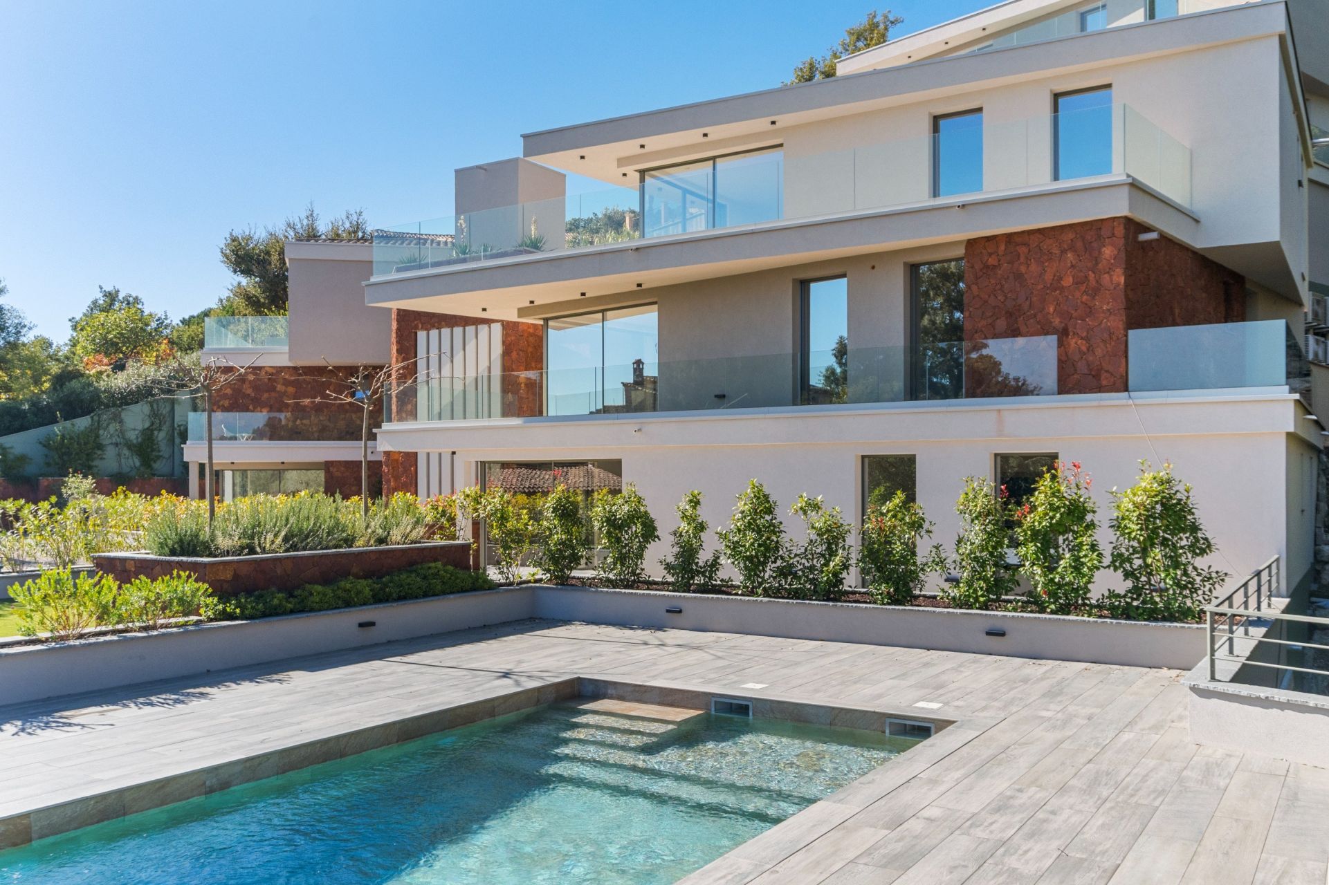 appartement 4 Pièces en vente sur LES ADRETS DE L ESTEREL (83600)