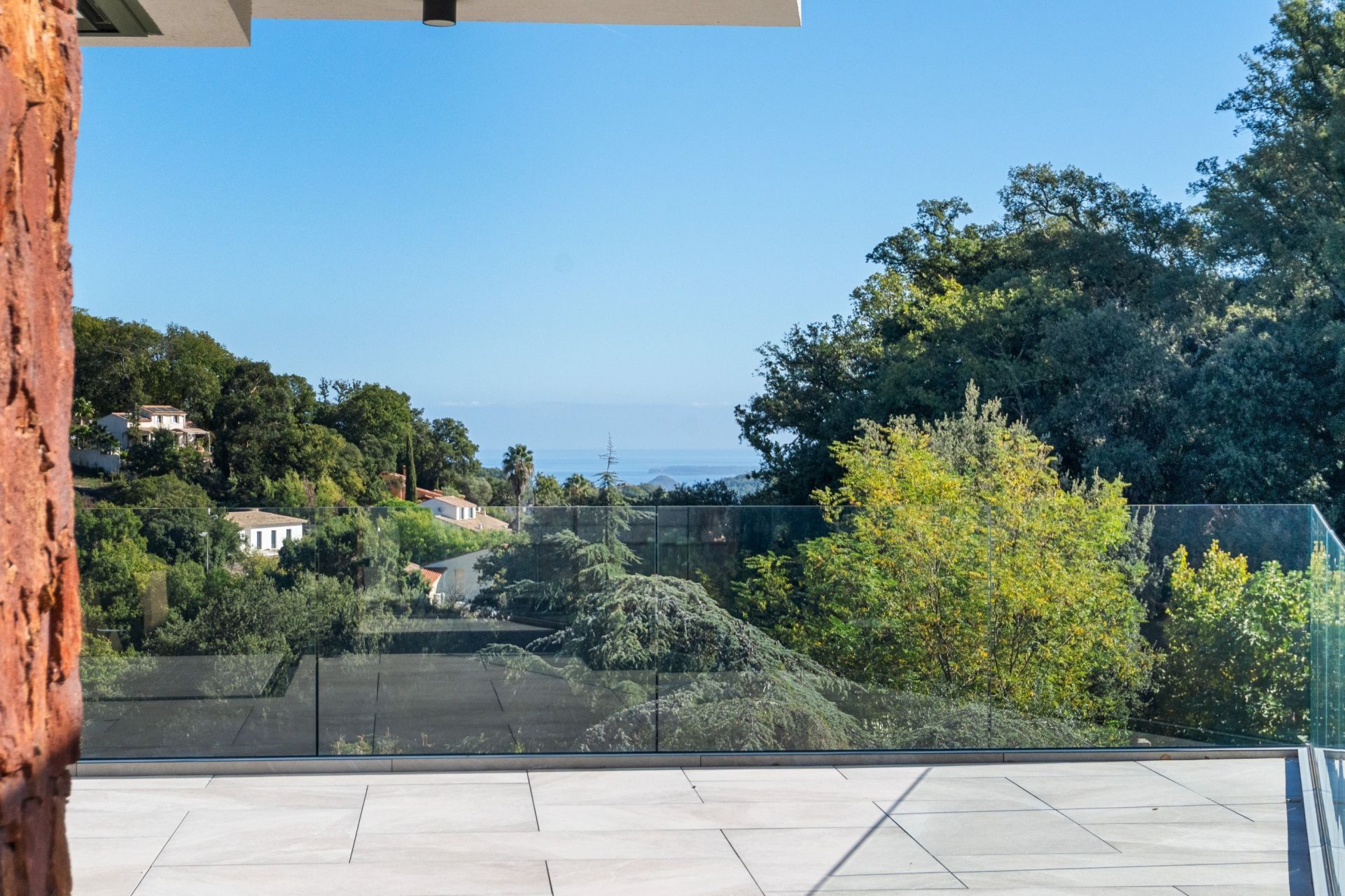 appartement 4 Pièces en vente sur LES ADRETS DE L ESTEREL (83600)