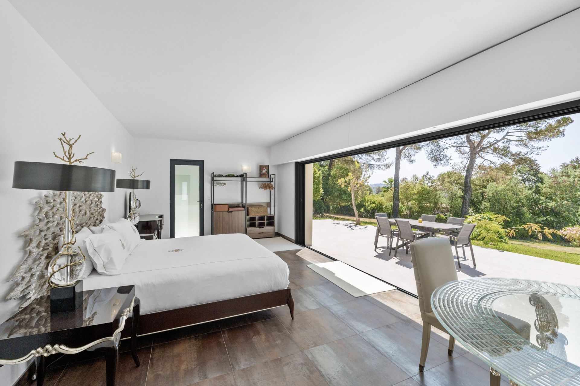 villa 7 Rooms for sale on GRASSE (06130)