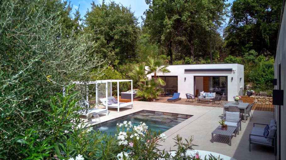 maison contemporaine 7 Pièces en vente sur OPIO (06650)