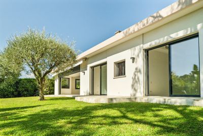 Sale Contemporary house Mougins 4&nbsp;Rooms 163&nbsp;m²
