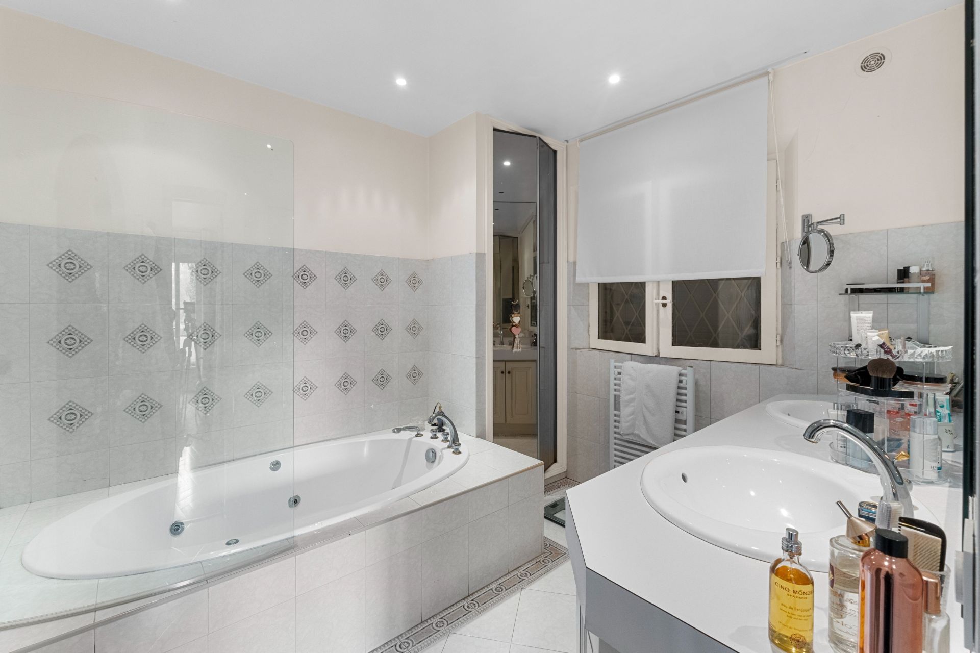villa 7 Pièces en vente sur GRASSE (06130)