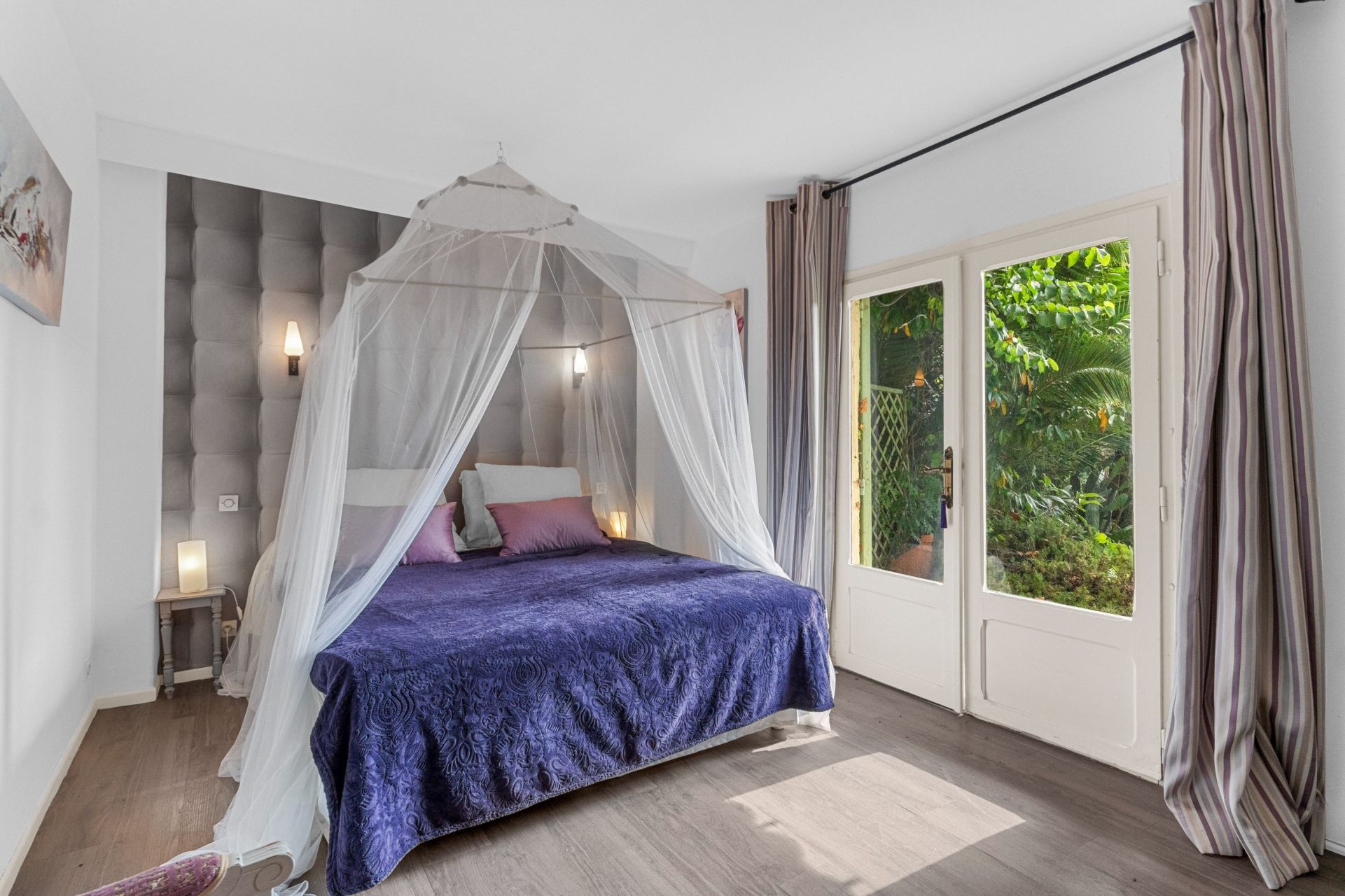 villa 7 Rooms for sale on GRASSE (06130)