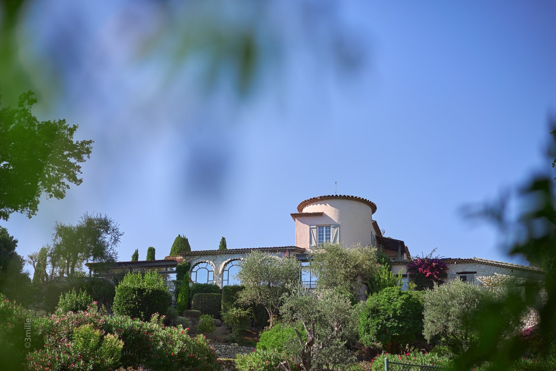 maison de maître 20 Pièces en vente sur MOUGINS (06250)