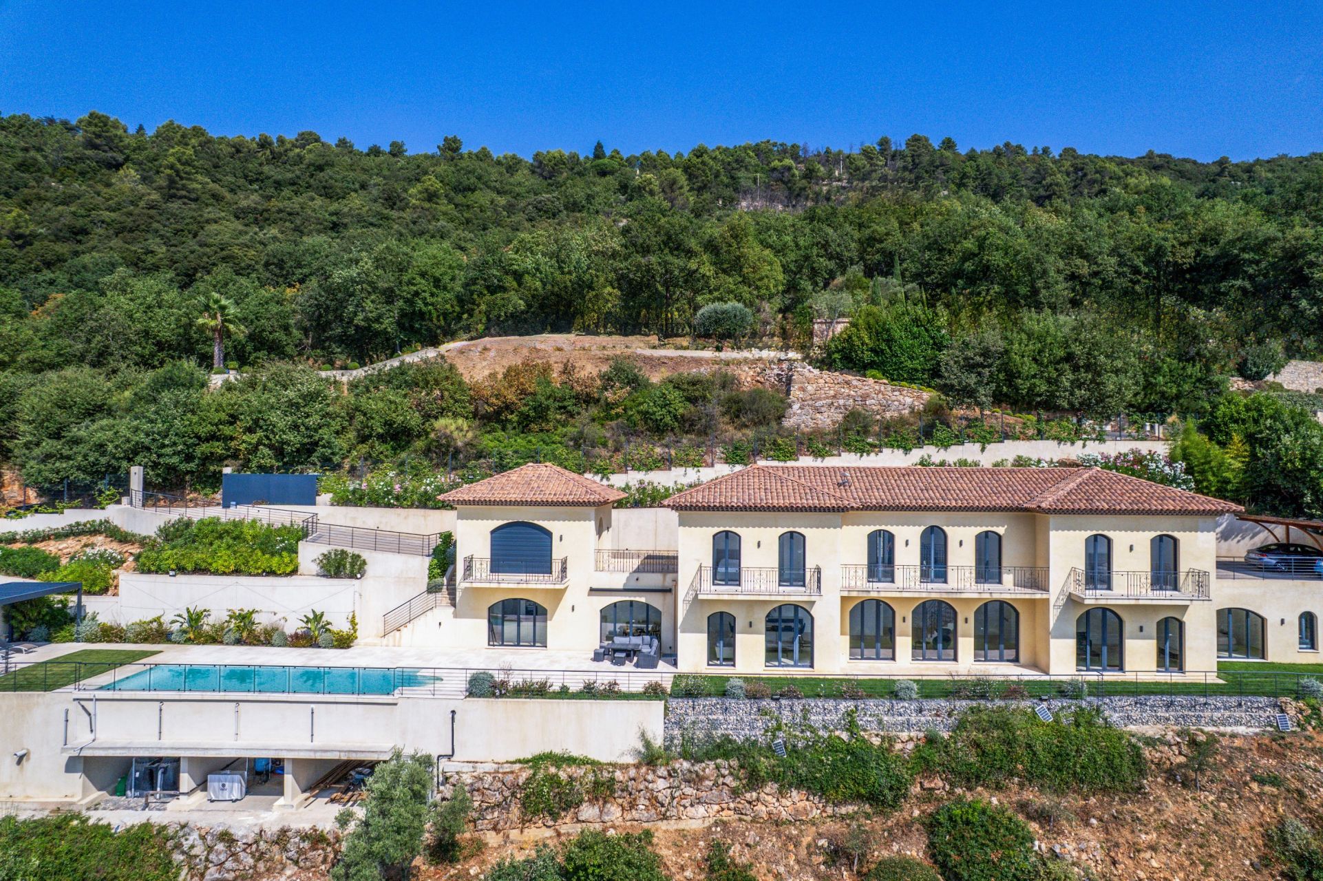 villa 8 Rooms for sale on SPERACEDES (06530)