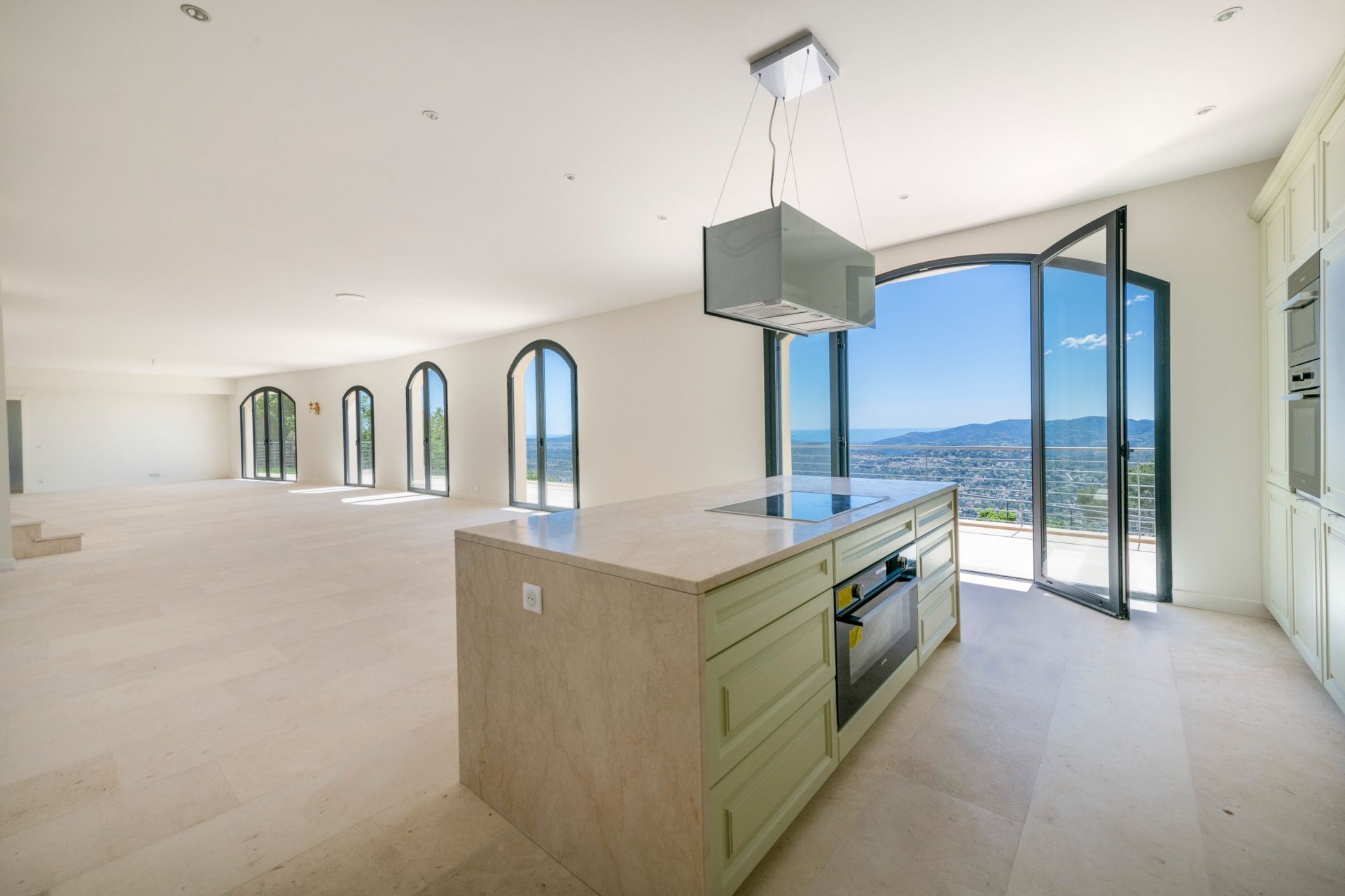 villa 6 Pièces en vente sur SPERACEDES (06530)