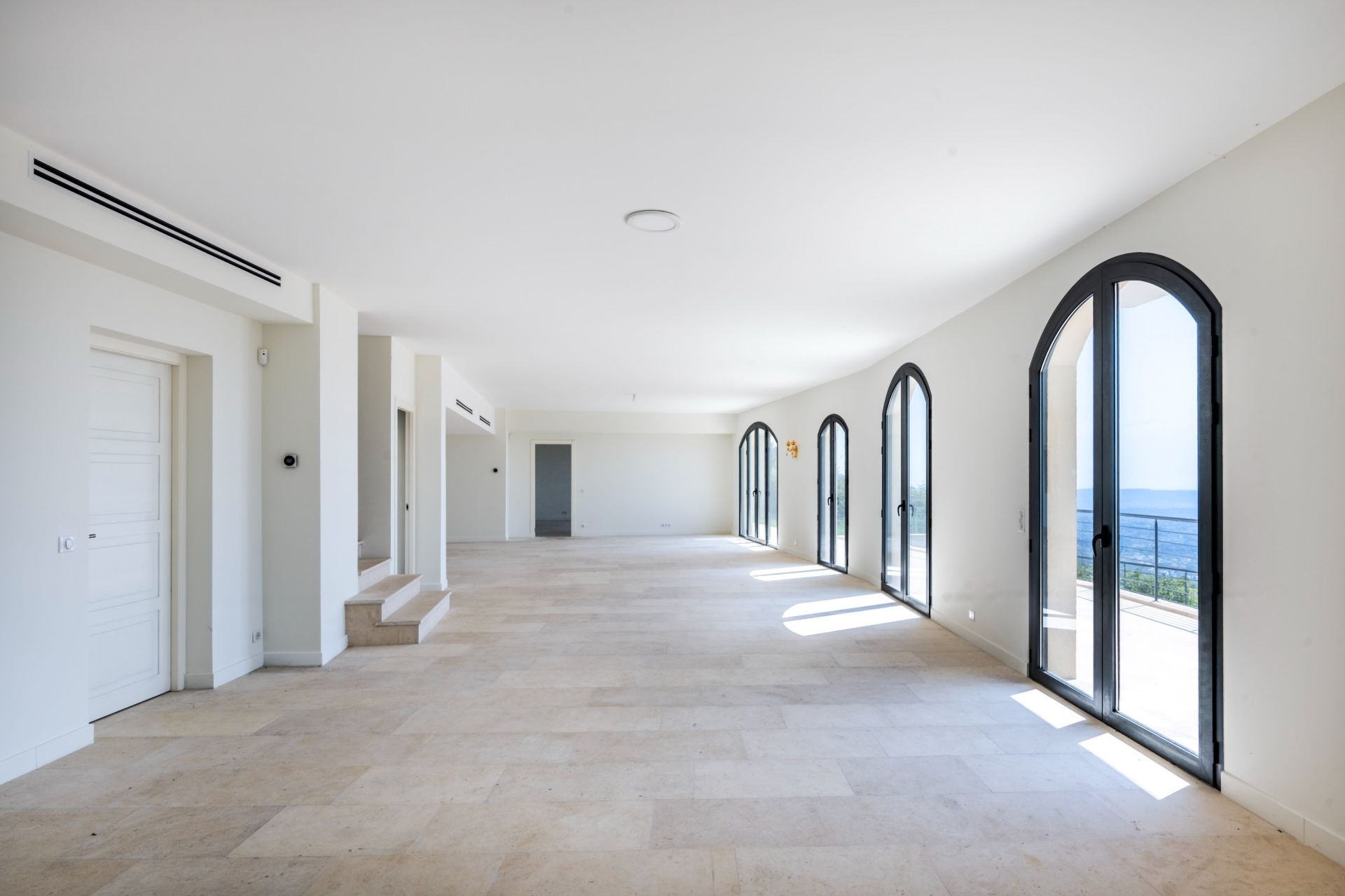 villa 6 Pièces en vente sur SPERACEDES (06530)