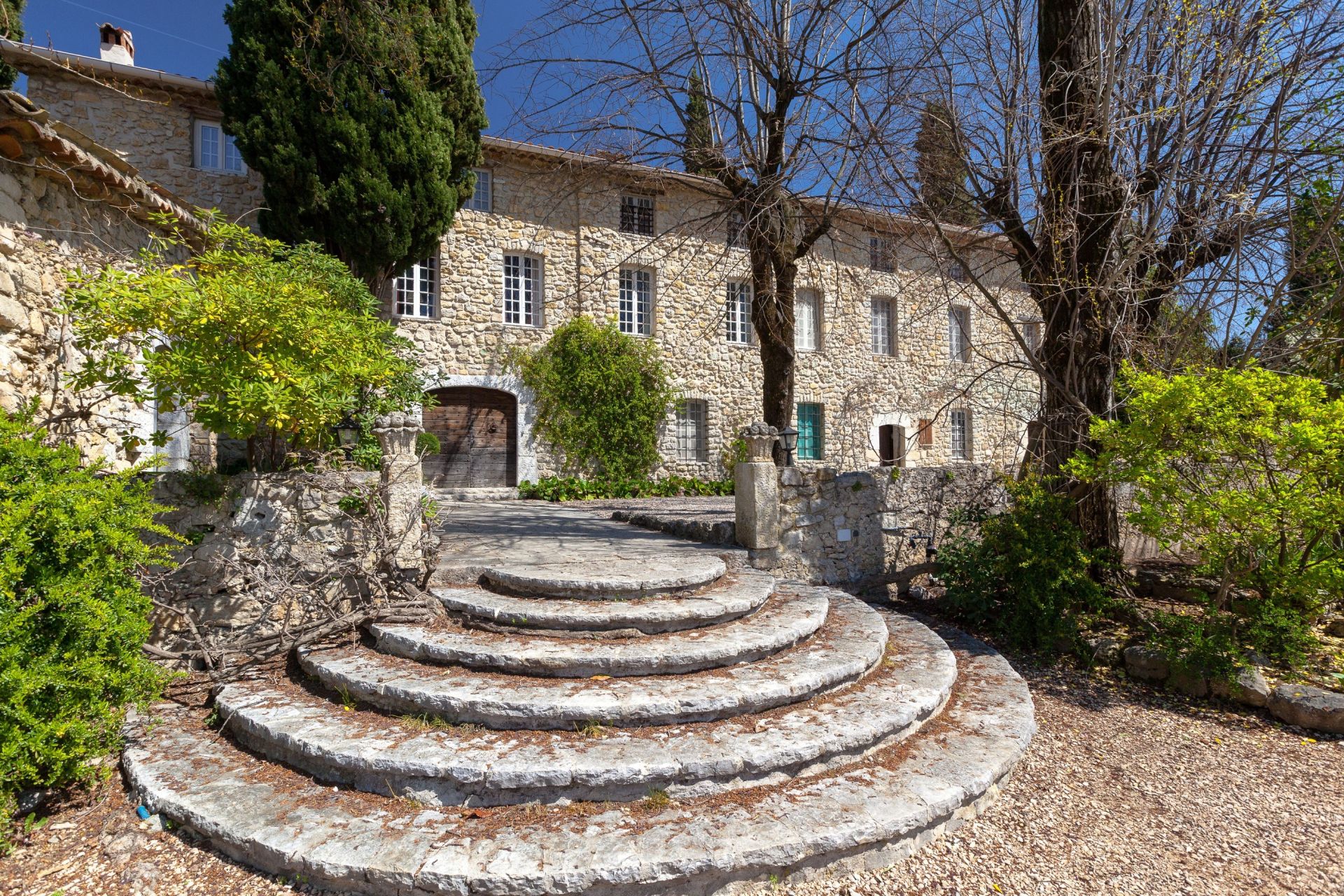 maison provençale 20 Pièces en vente sur OPIO (06650)