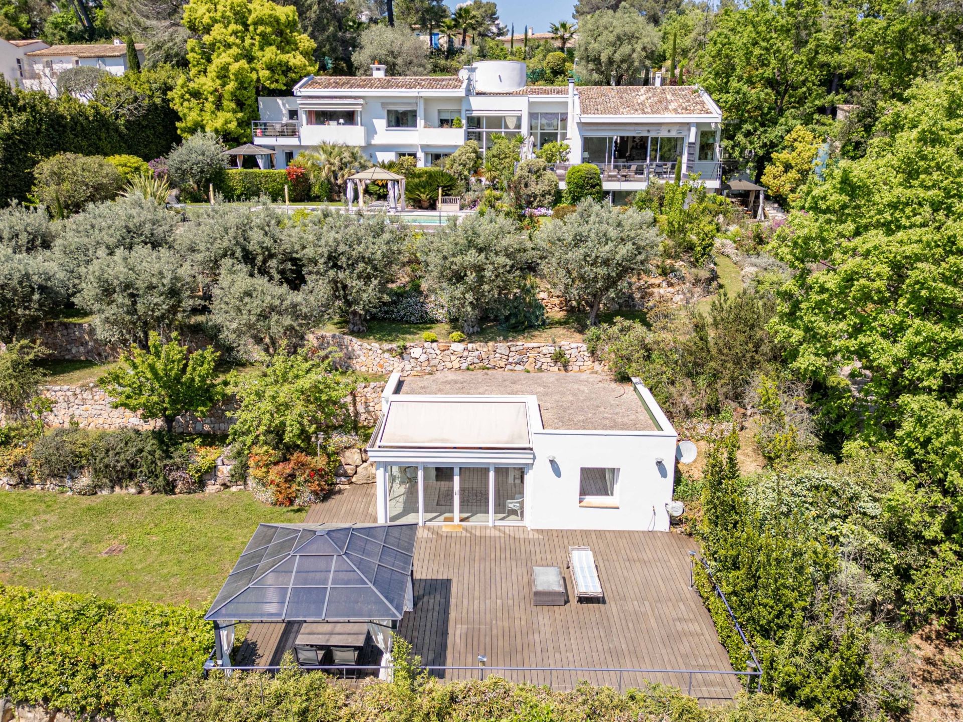 villa 9 Pièces en vente sur VALBONNE (06560)