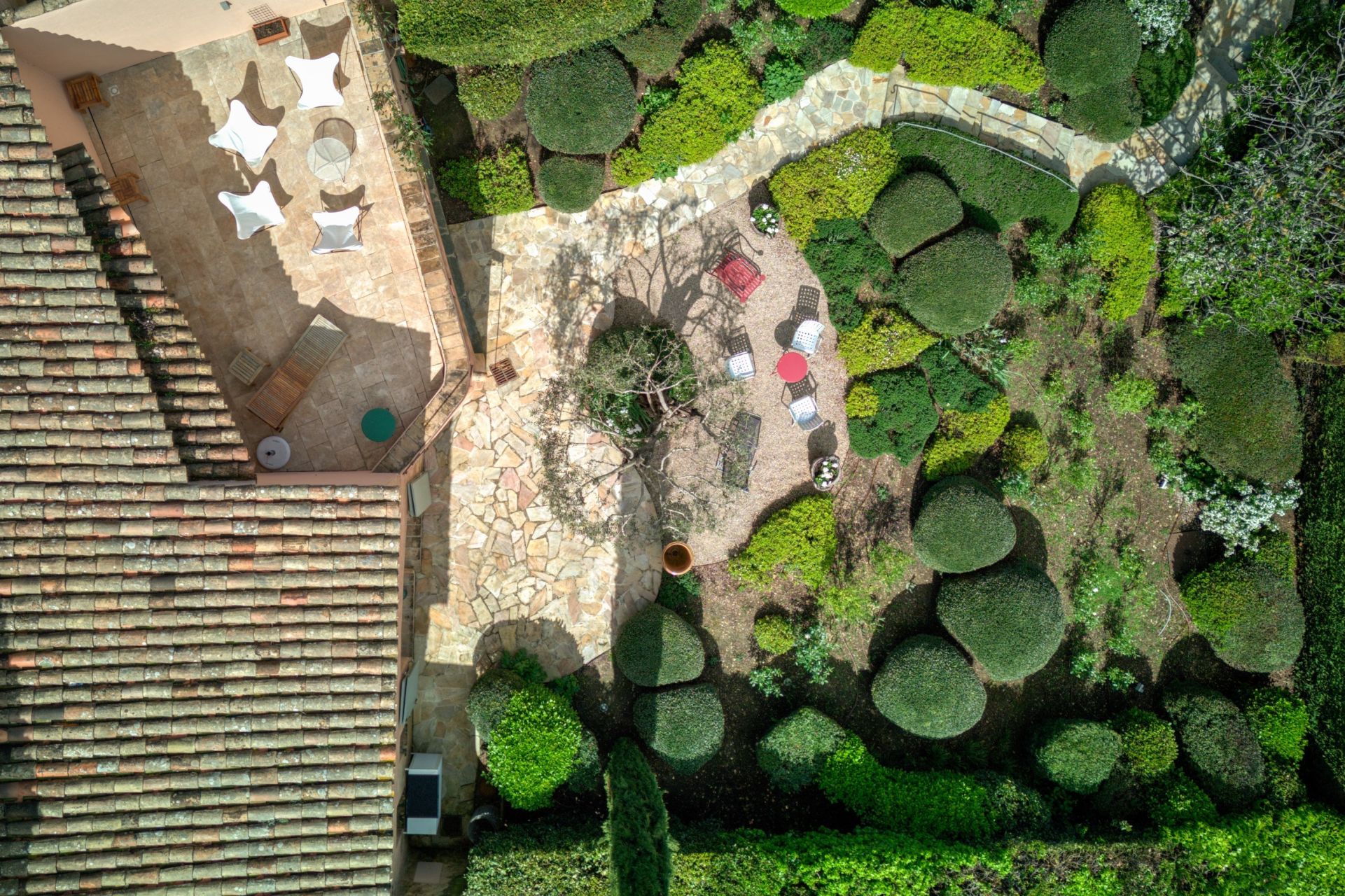 villa 6 Rooms for sale on MOUANS SARTOUX (06370)