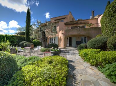 Sale Villa Mouans-Sartoux 6&nbsp;Rooms 205&nbsp;m²