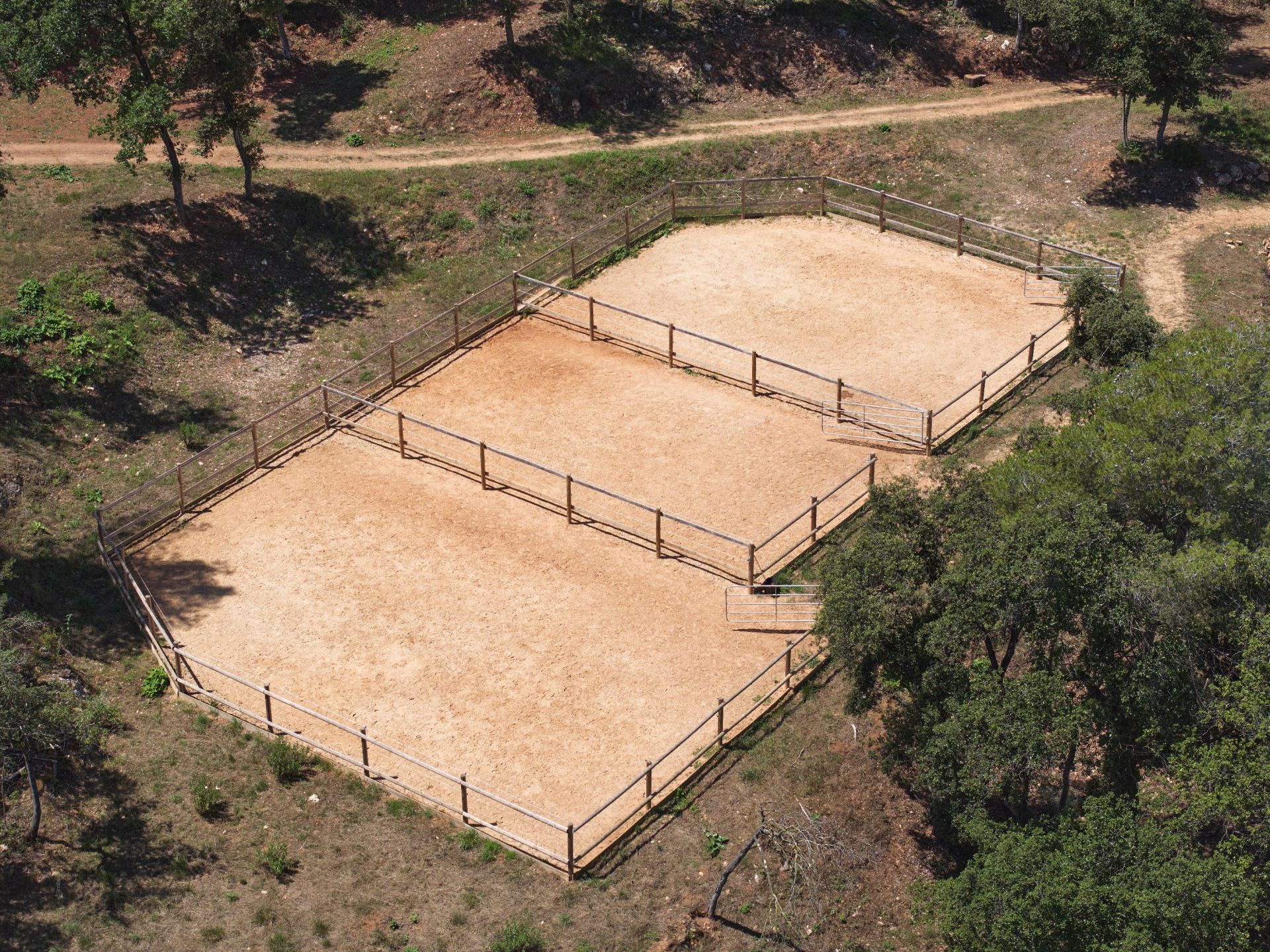 equestrian property 14 Rooms for sale on ROQUEFORT LES PINS (06330)