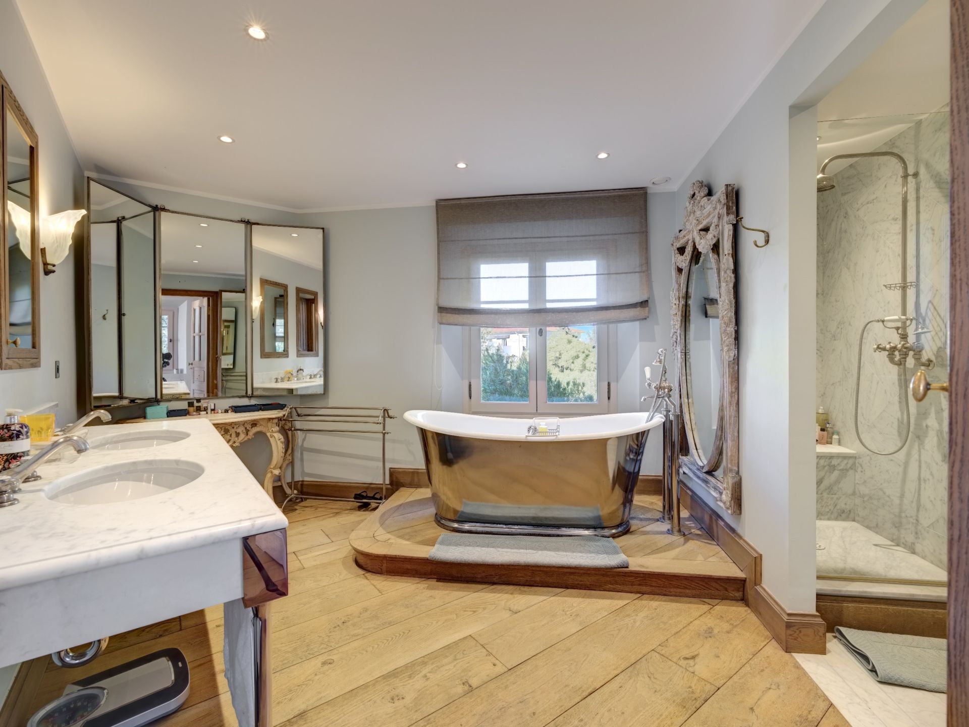 villa 5 Pièces en vente sur CAP D ANTIBES (06160)