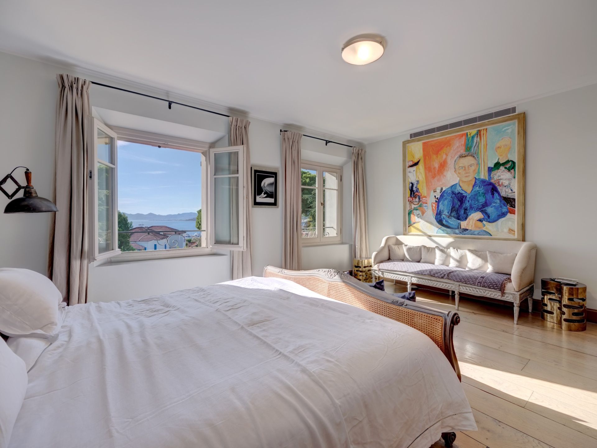 villa 5 Pièces en vente sur CAP D ANTIBES (06160)