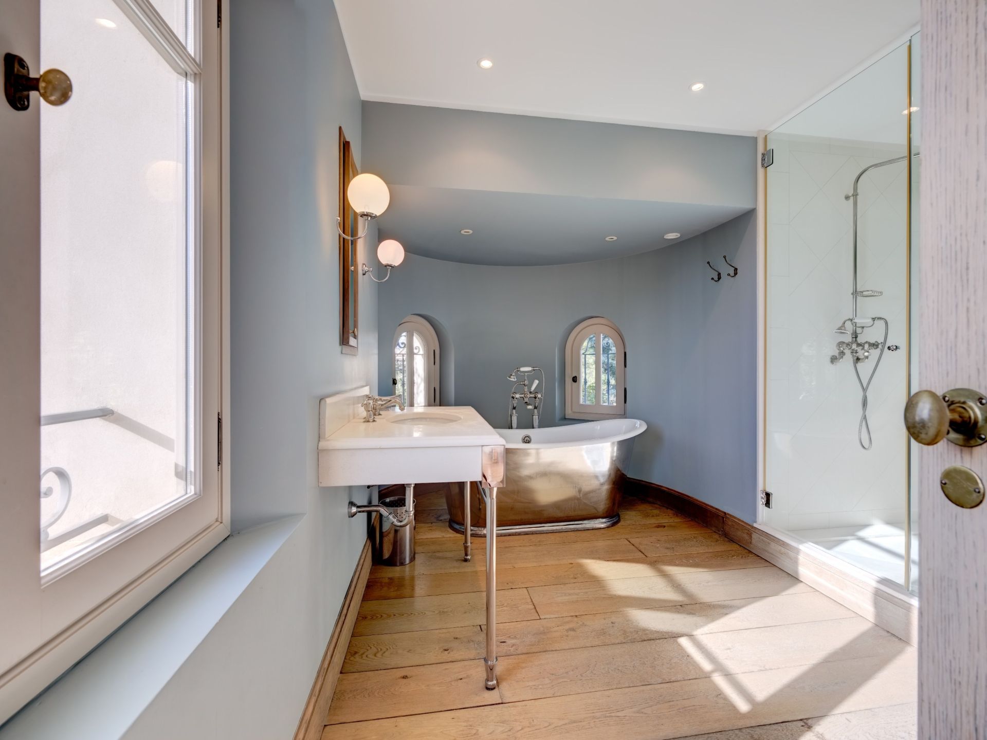 villa 5 Pièces en vente sur CAP D ANTIBES (06160)