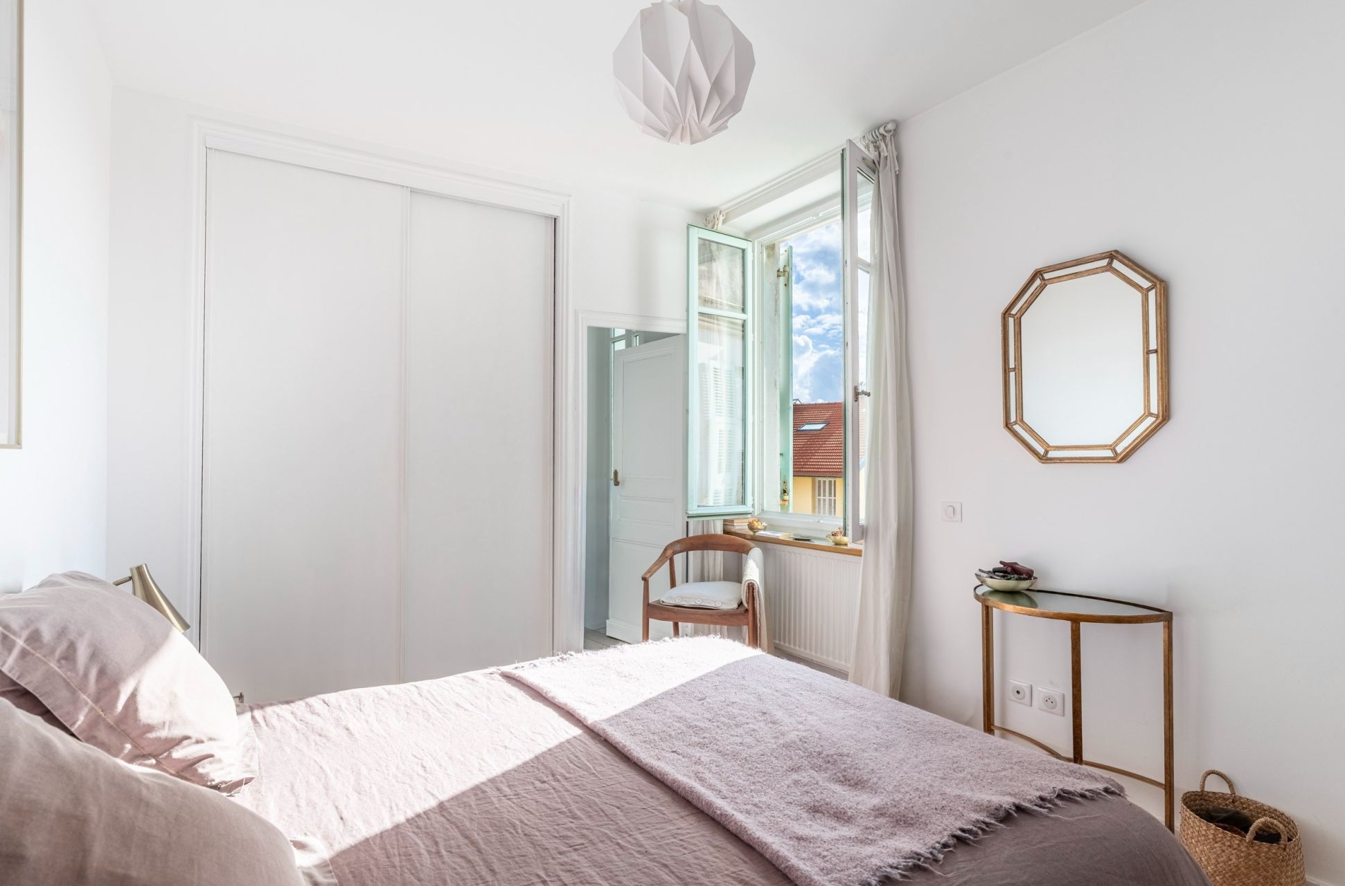 apartment 4 Rooms for sale on NICE (06000)