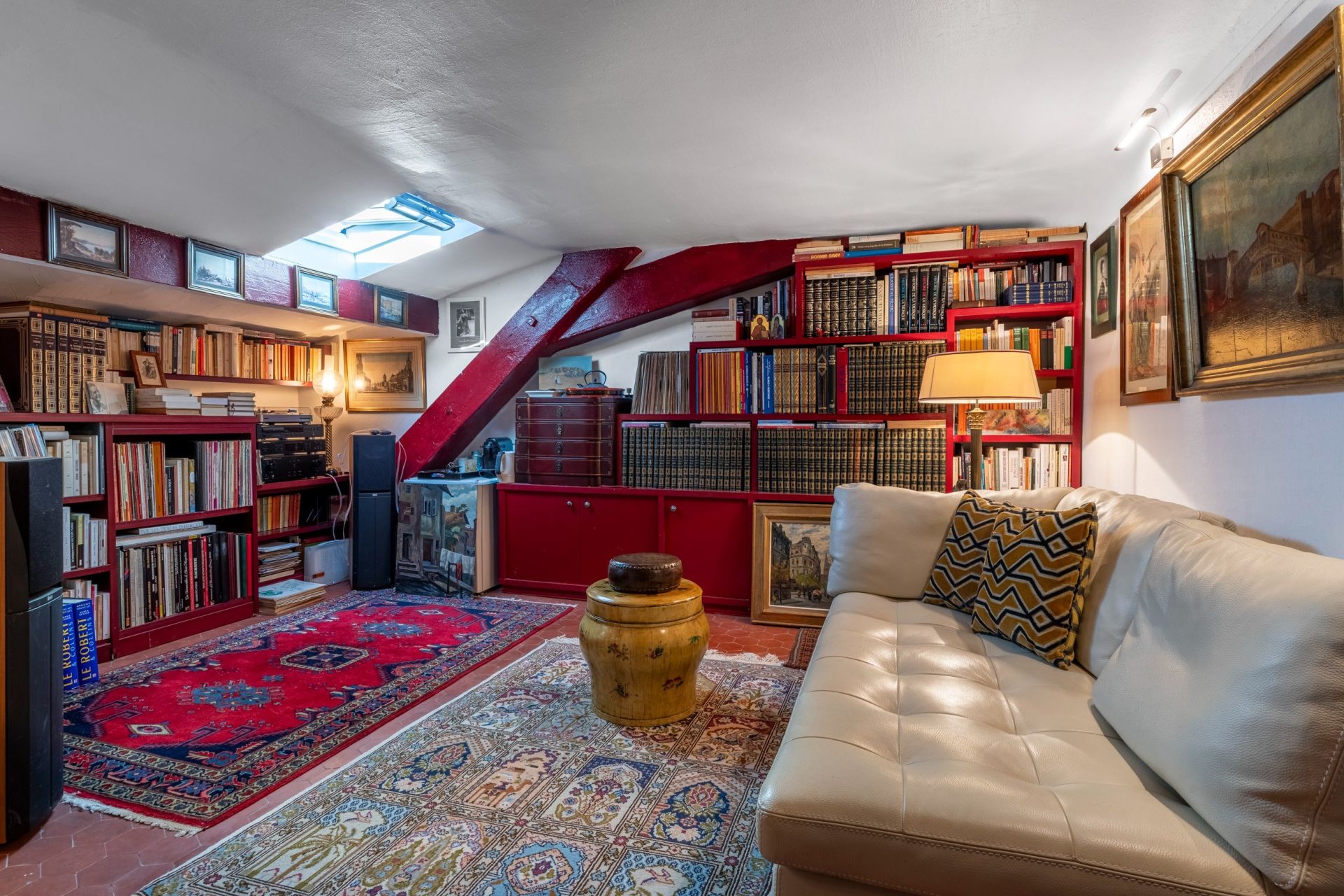 apartment 4 Rooms for sale on NICE (06000)