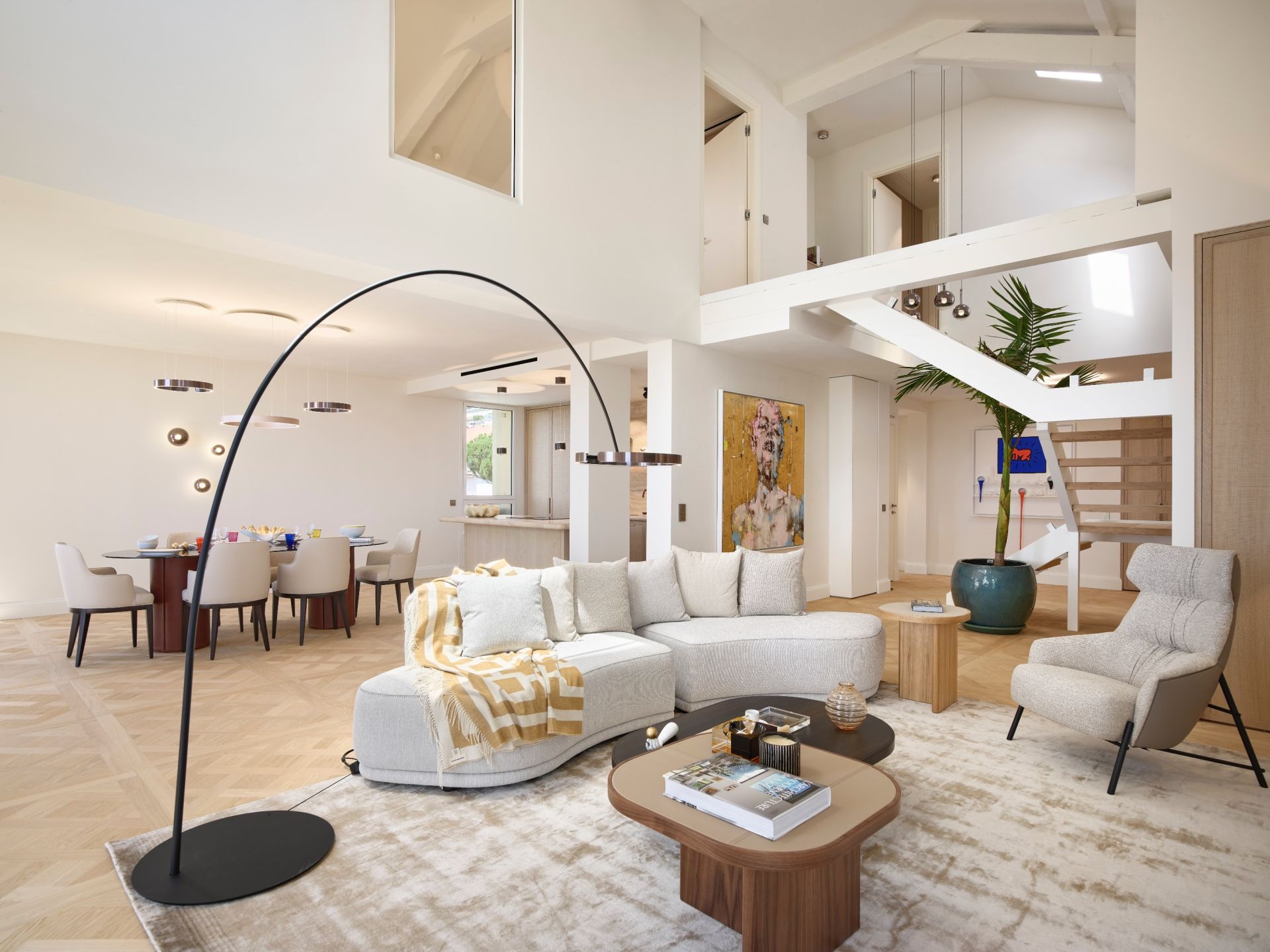 loft 5 Rooms for sale on CANNES (06400)