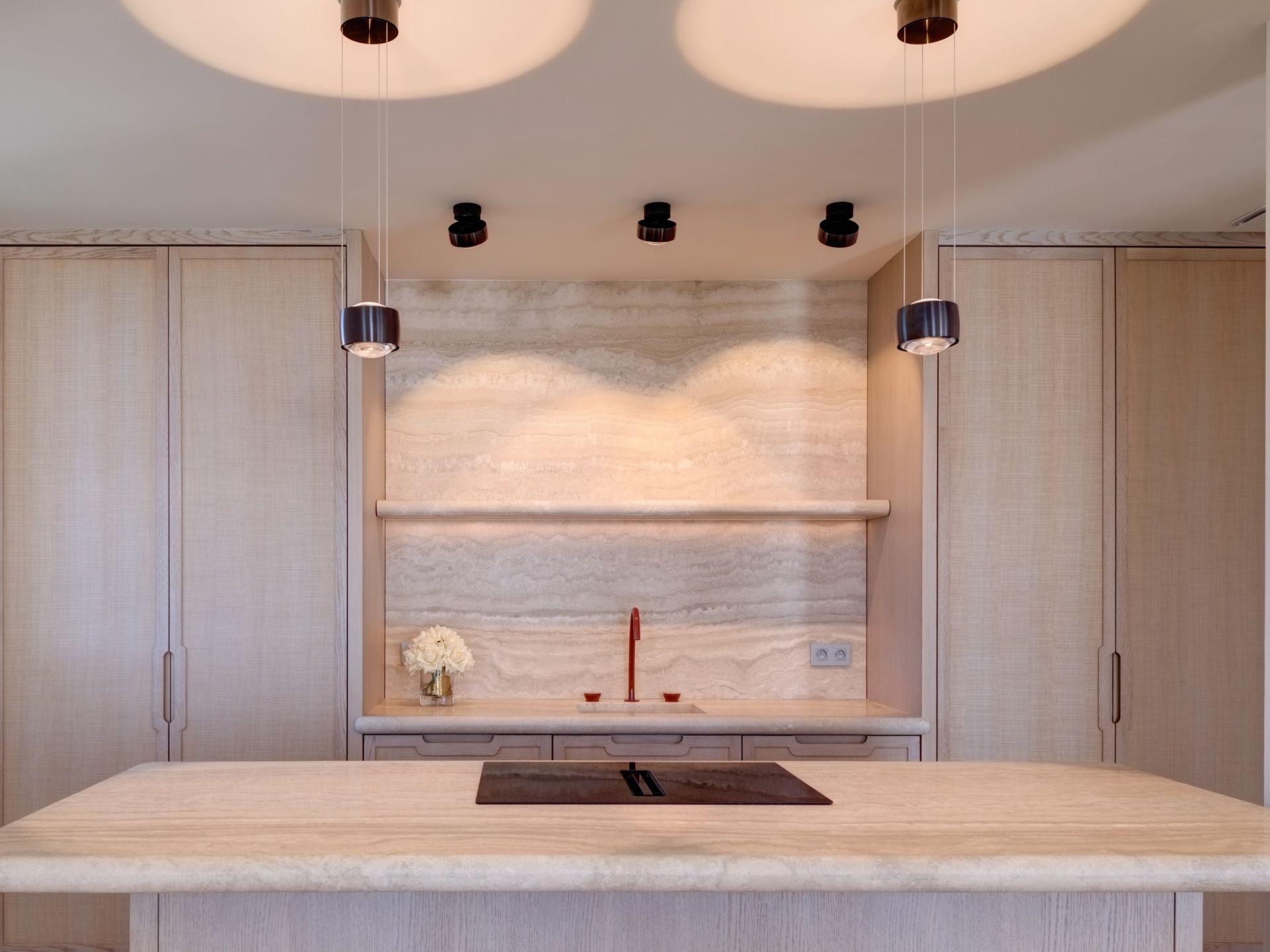 loft 5 Rooms for sale on CANNES (06400)