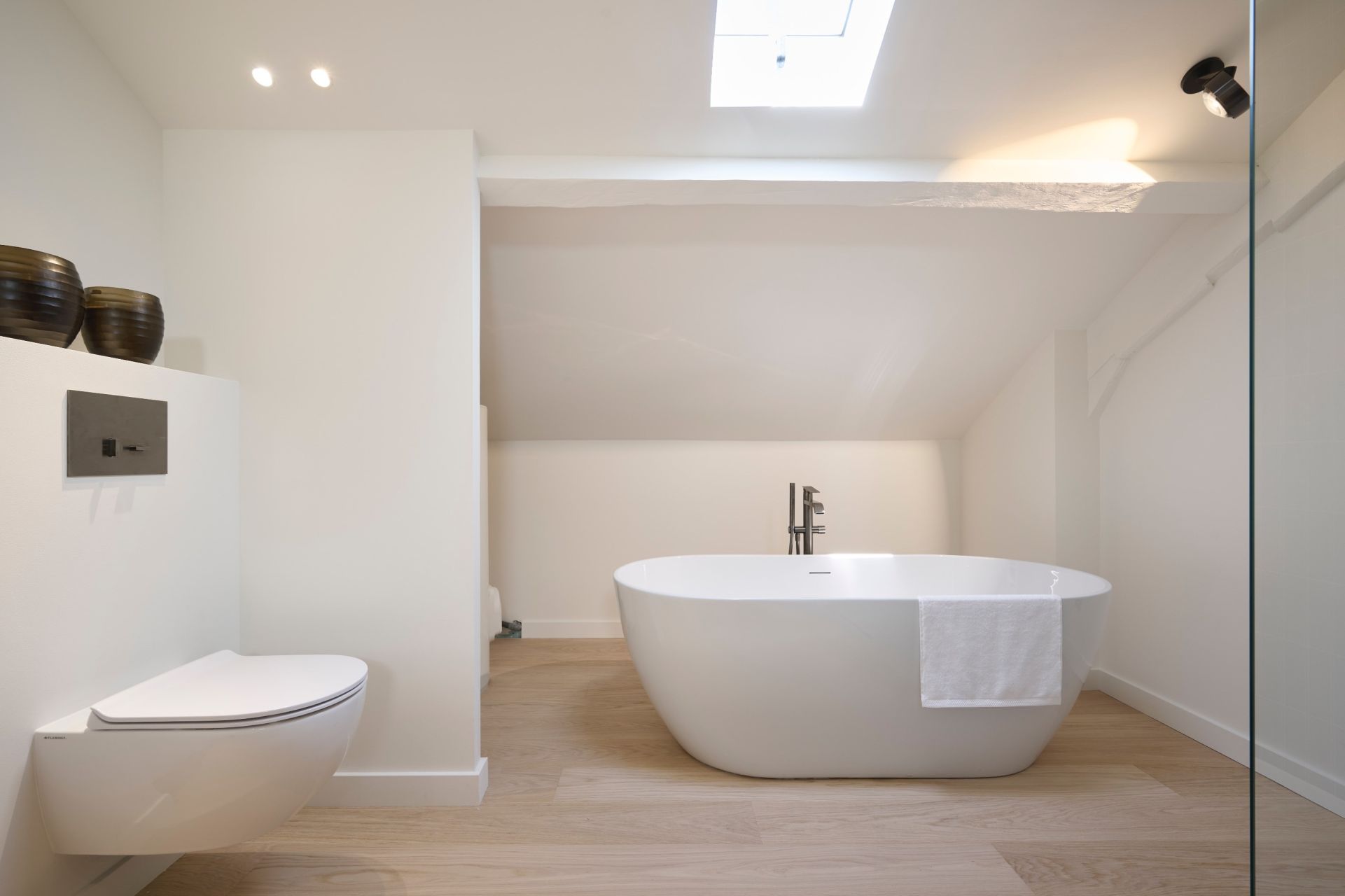 loft 5 Rooms for sale on CANNES (06400)